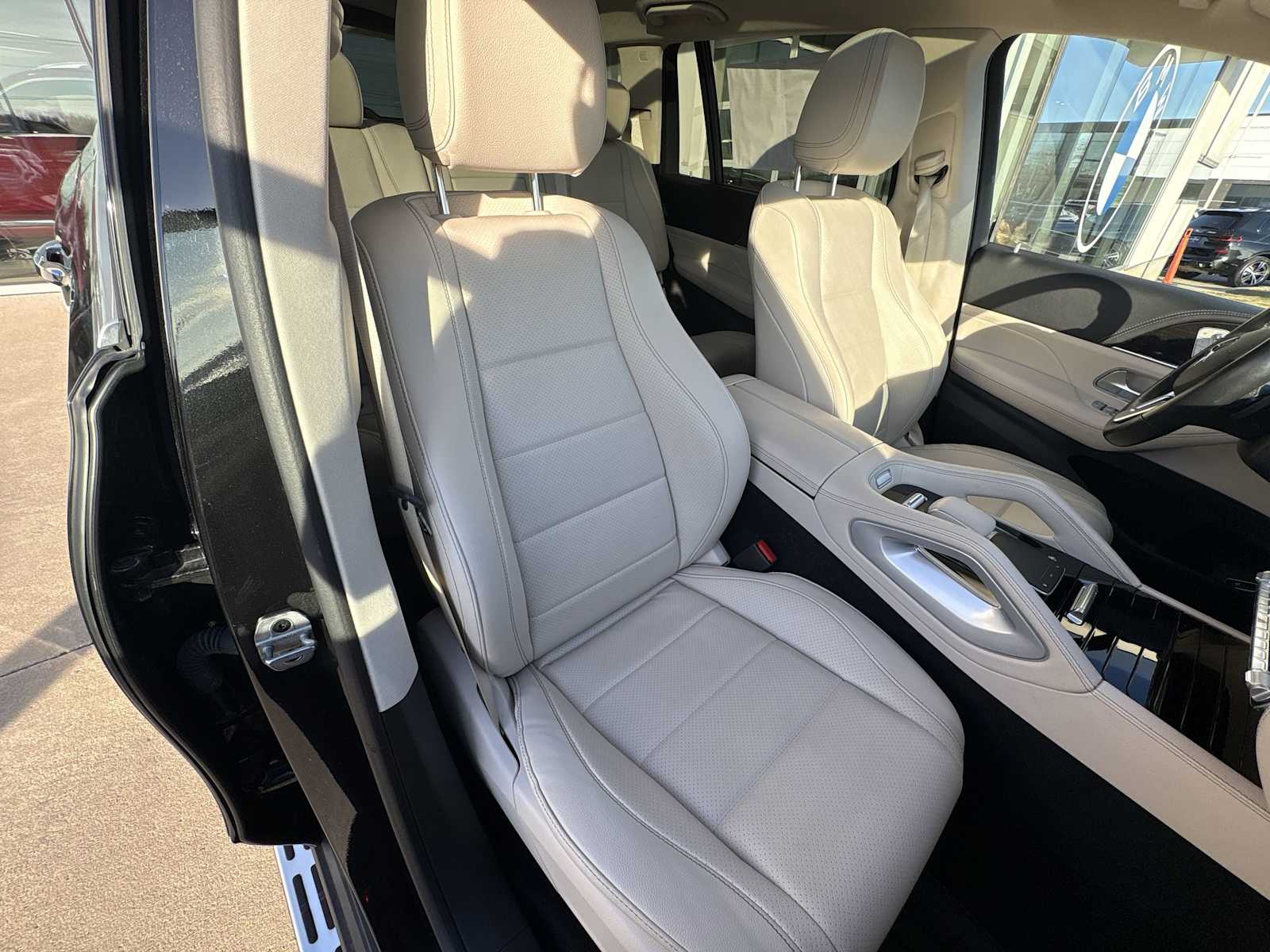 Thumbnail: 2022 Mercedes-Benz GLS - 19