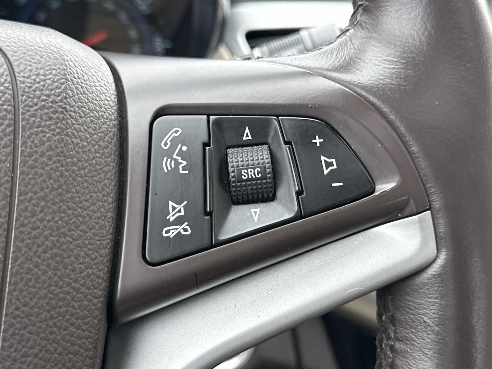 Thumbnail: 2014 Chevrolet Cruze - 27