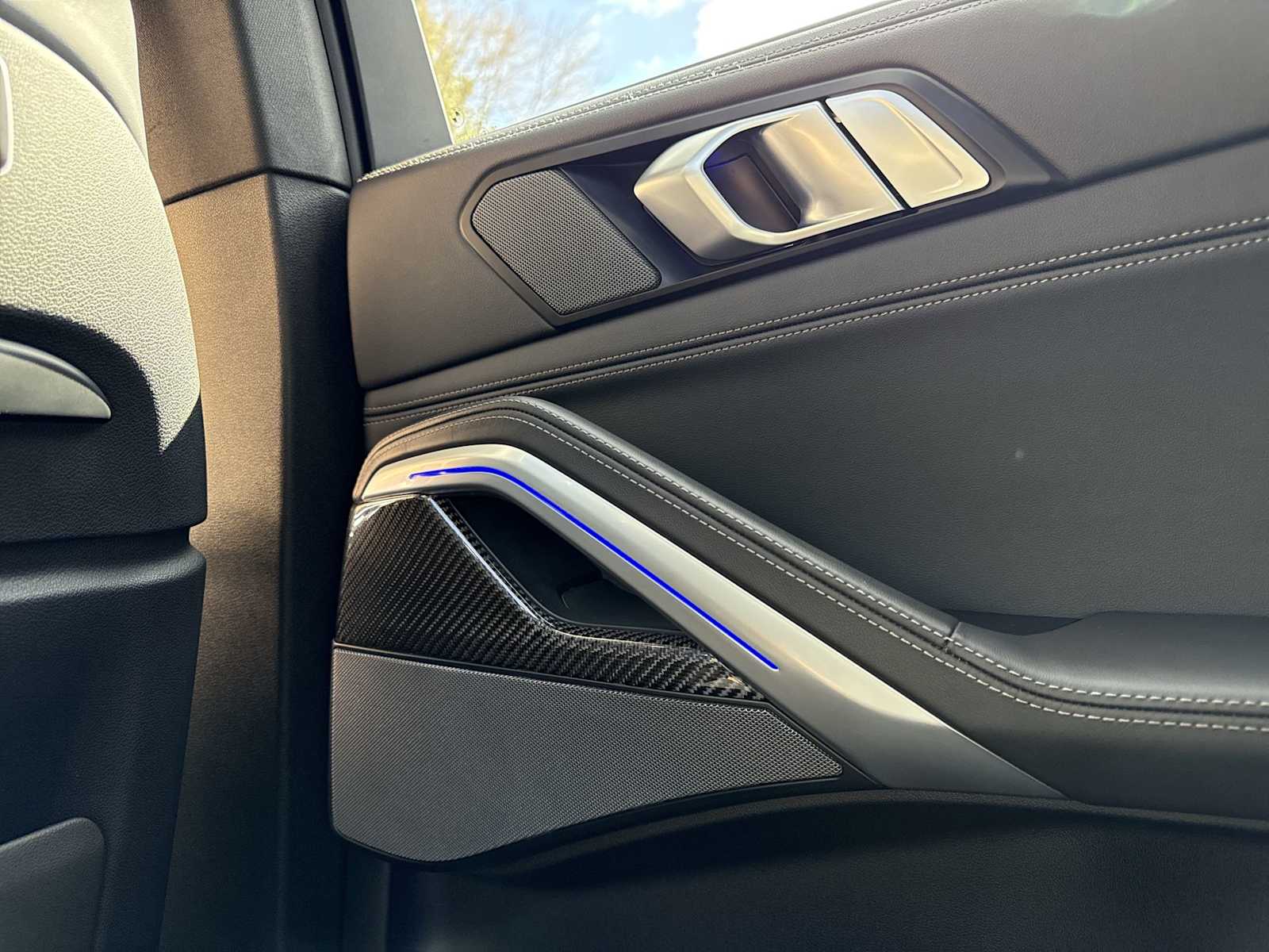 Thumbnail: 2025 BMW X6 - 43