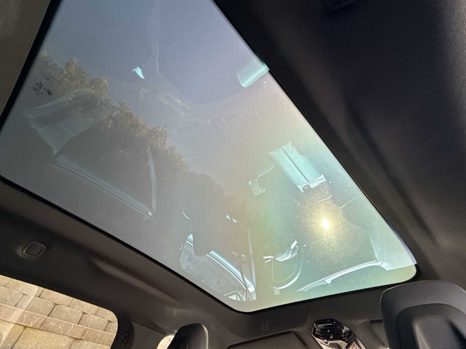 Thumbnail: 2026 BMW iX - 21