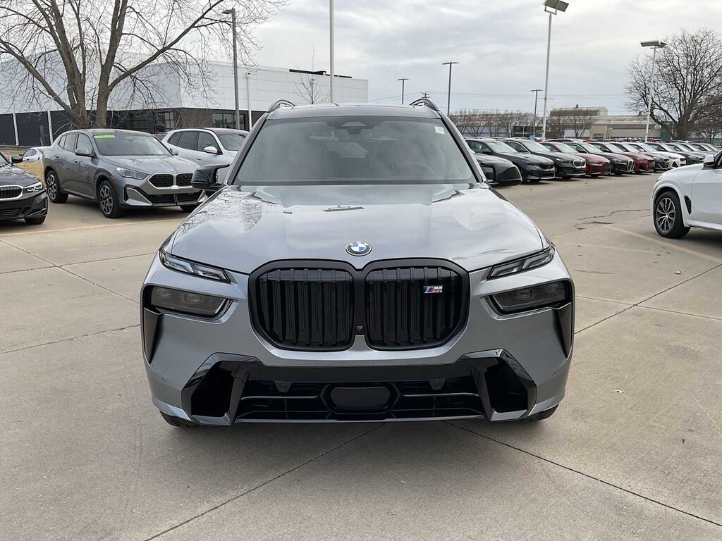 New 2026 BMW X7 M60i SUV