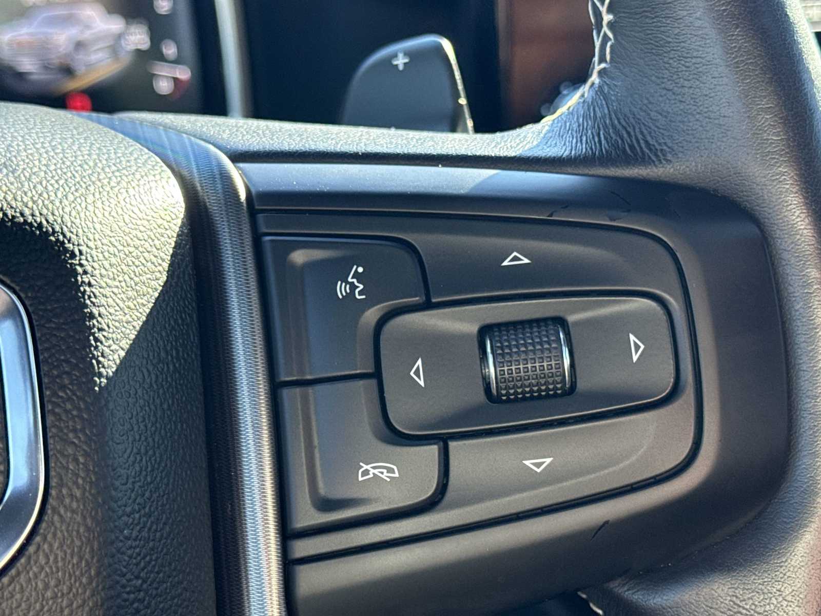 Thumbnail: 2023 GMC Sierra 1500 - 27