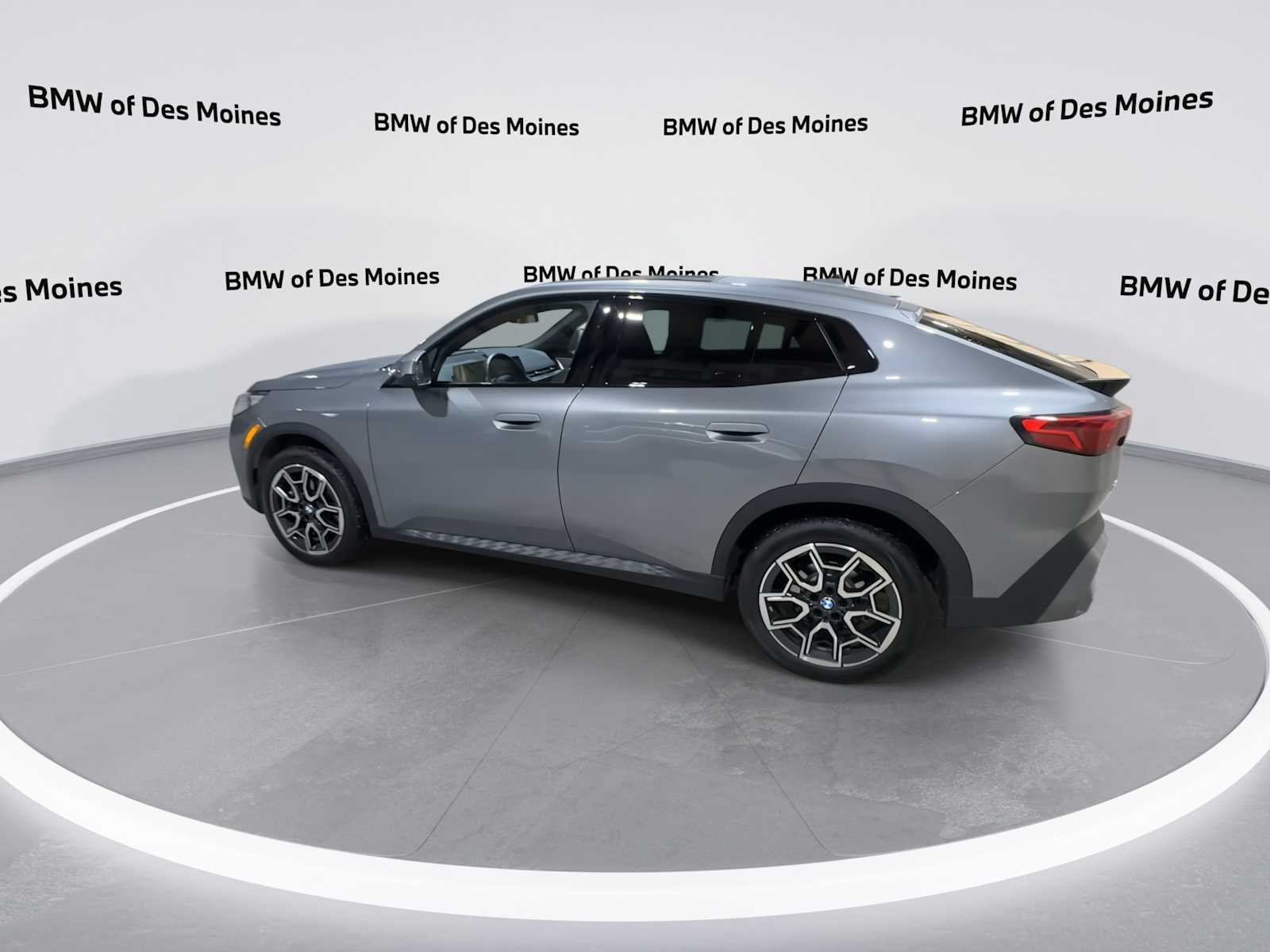 Thumbnail: 2025 BMW X2 - 6