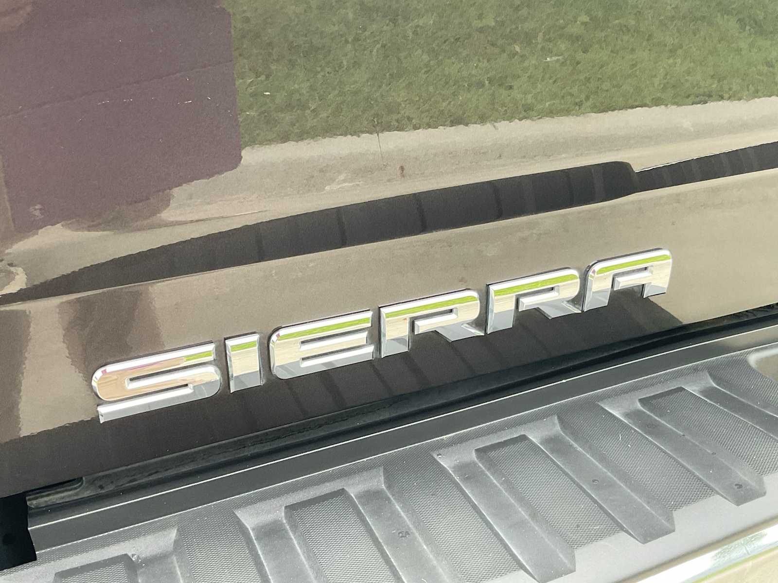 Thumbnail: 2015 GMC Sierra 1500 - 13