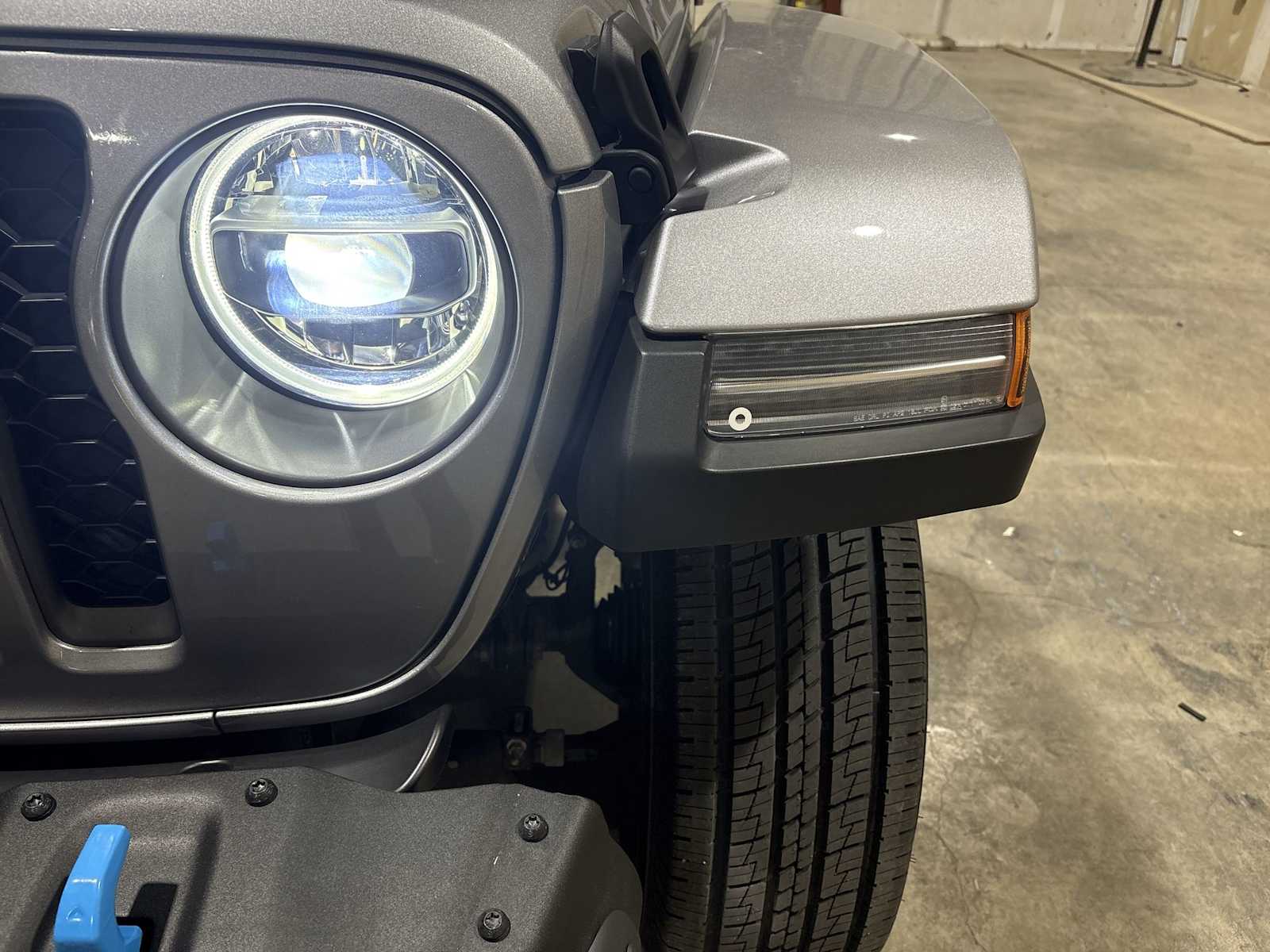 Thumbnail: 2021 Jeep Wrangler - 11