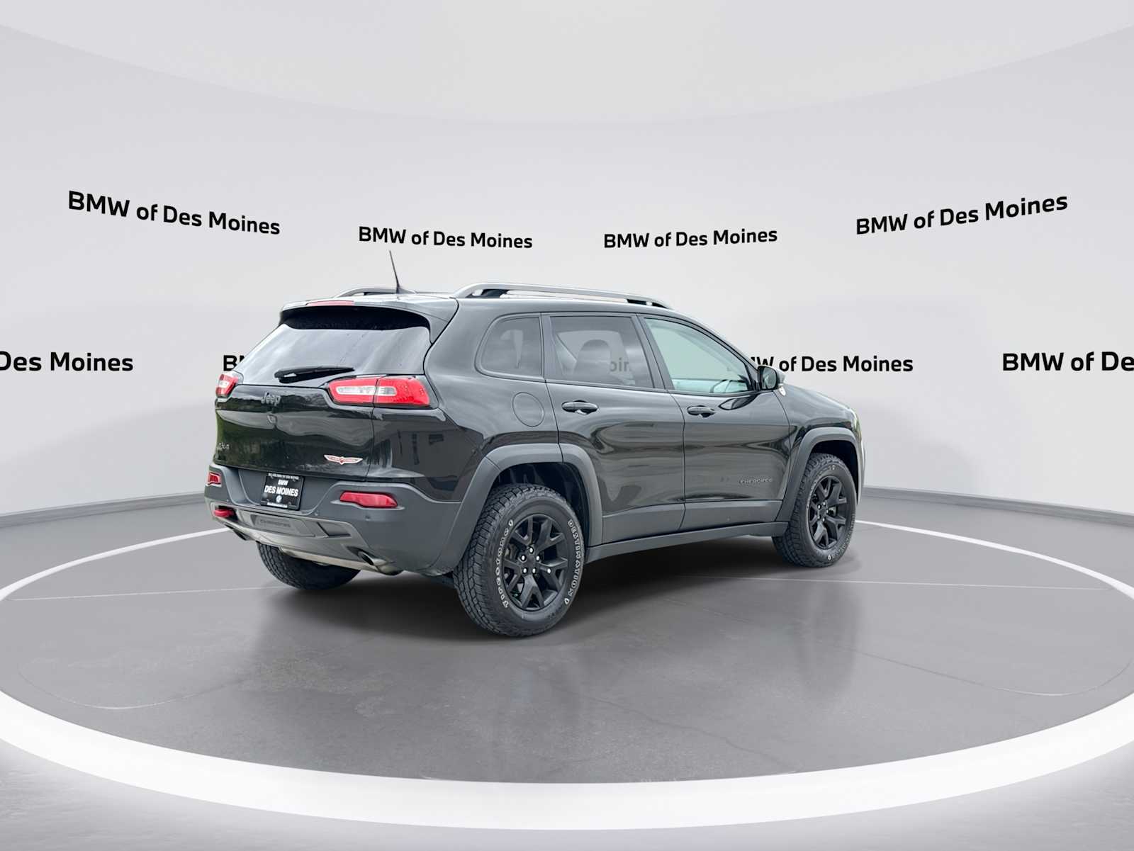 Thumbnail: 2016 Jeep Cherokee - 8