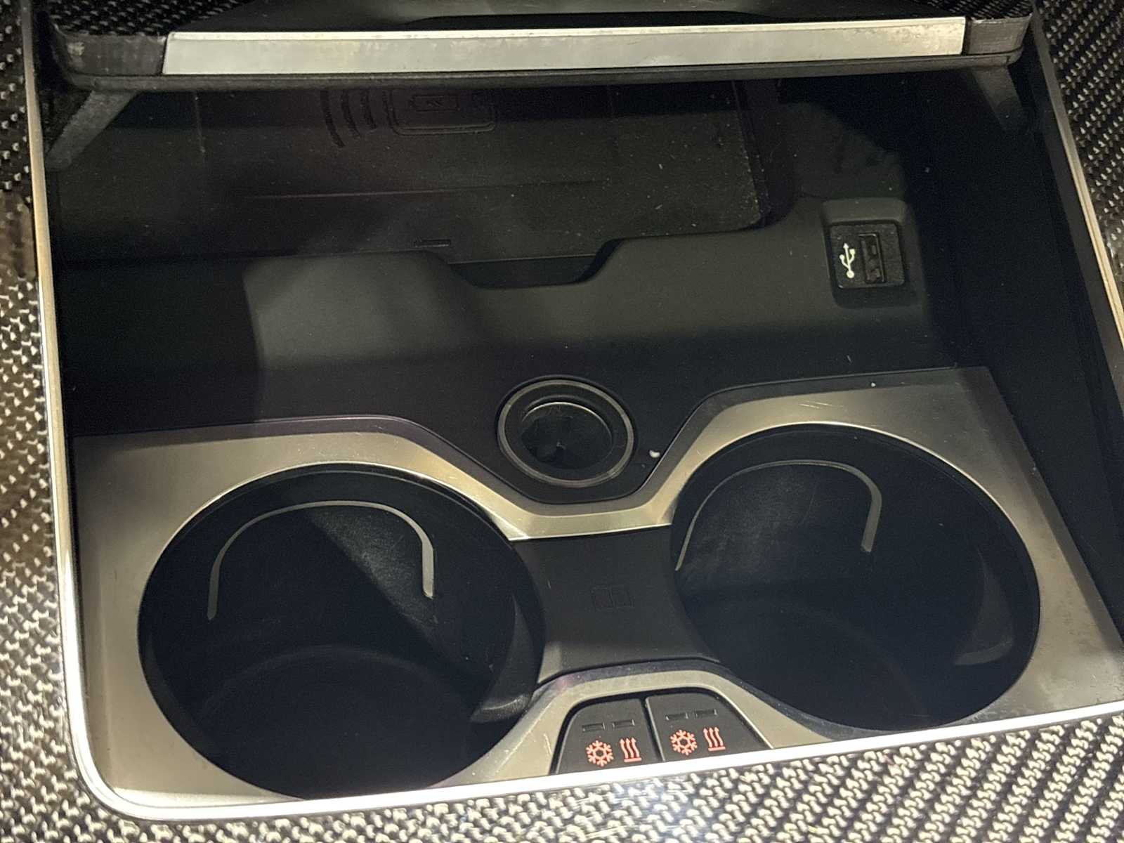 Thumbnail: 2024 BMW X7 - 32