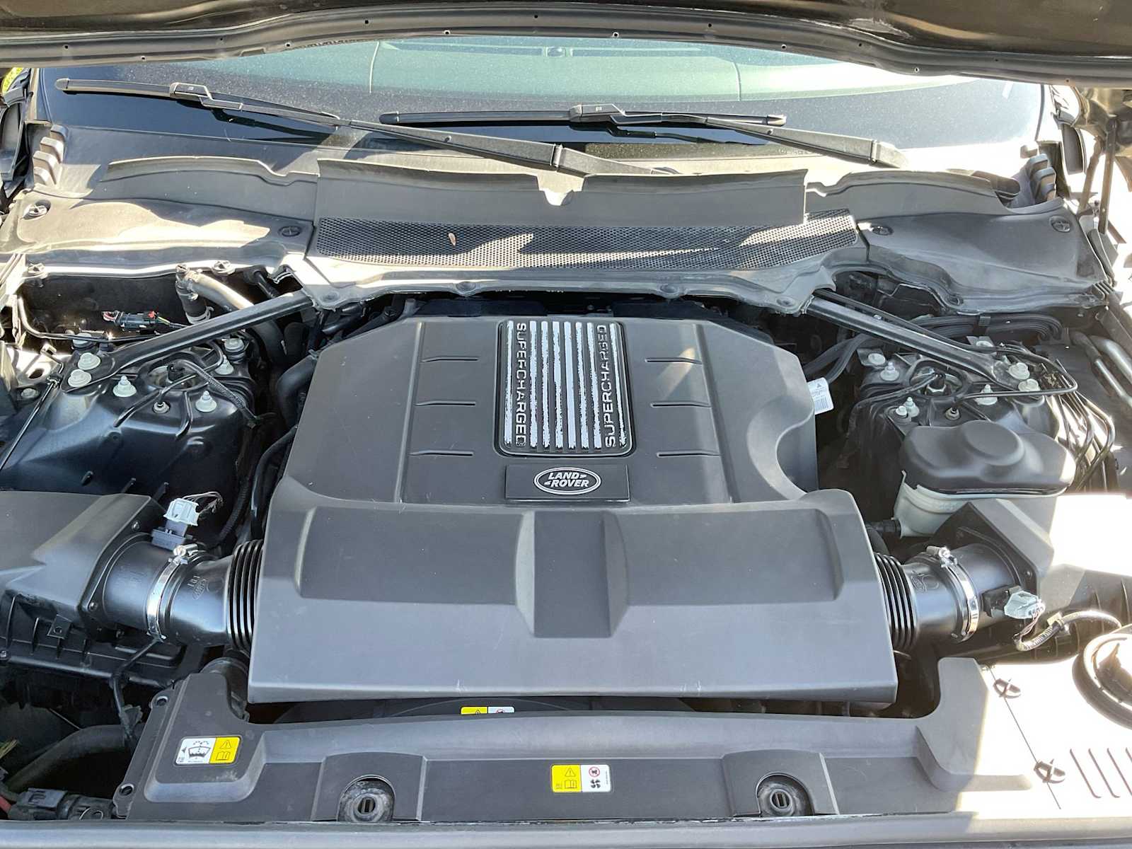 Thumbnail: 2019 Land Rover Range Rover - 15