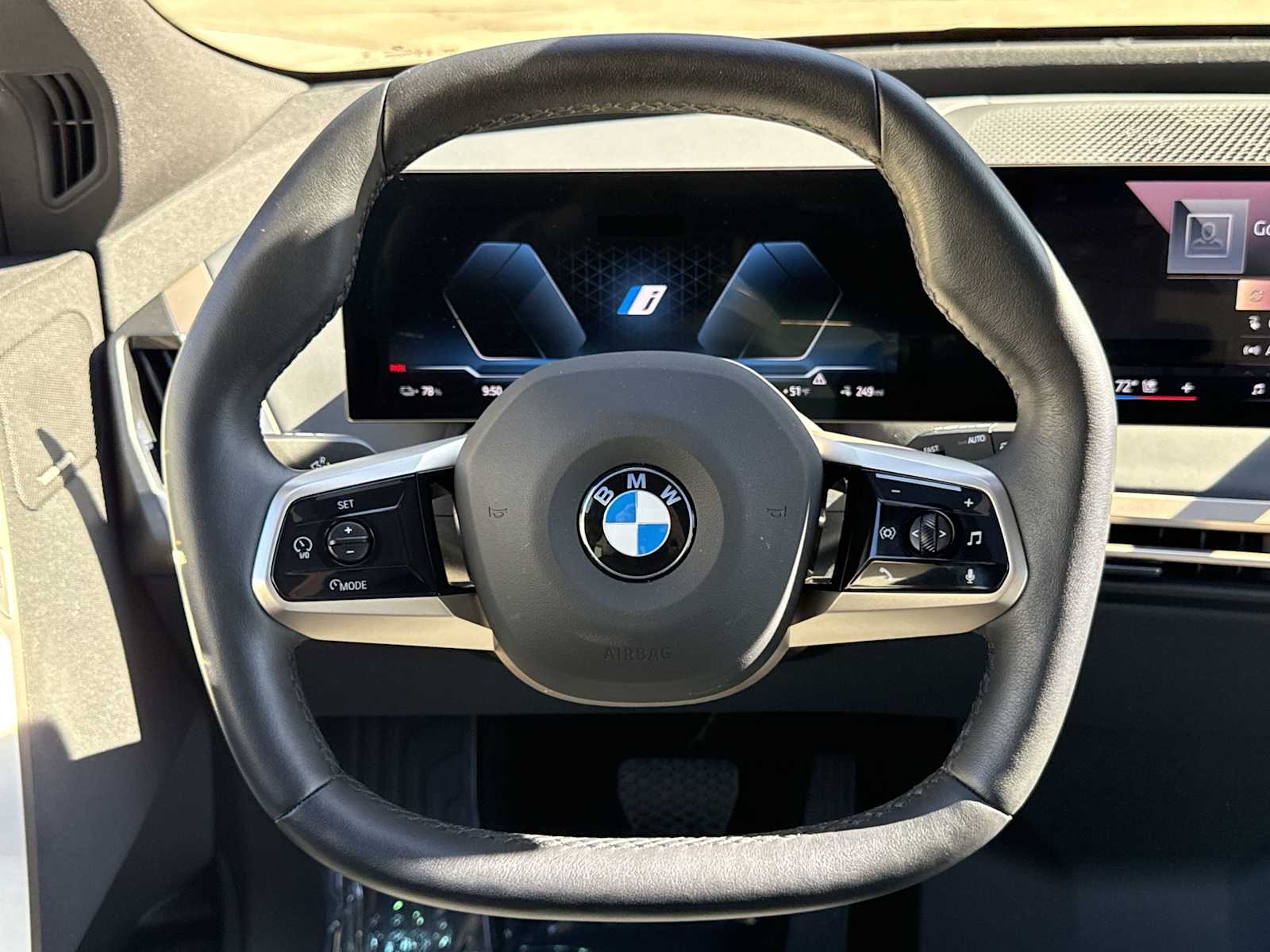 Thumbnail: 2026 BMW iX - 23