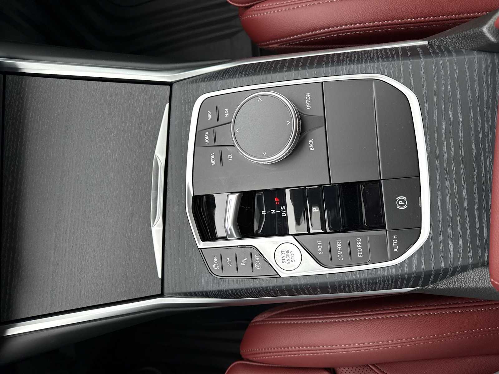 Thumbnail: 2025 BMW 3 Series - 30