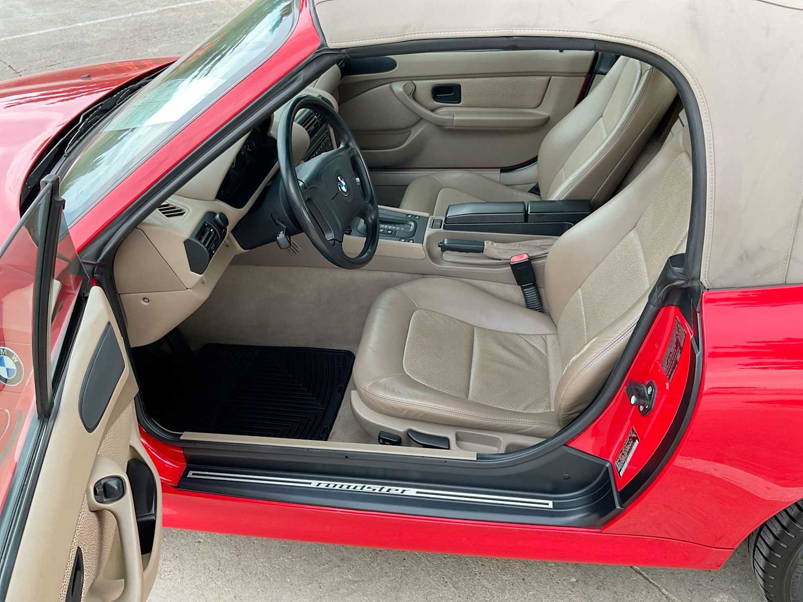 Thumbnail: 1998 BMW Z3 - 10