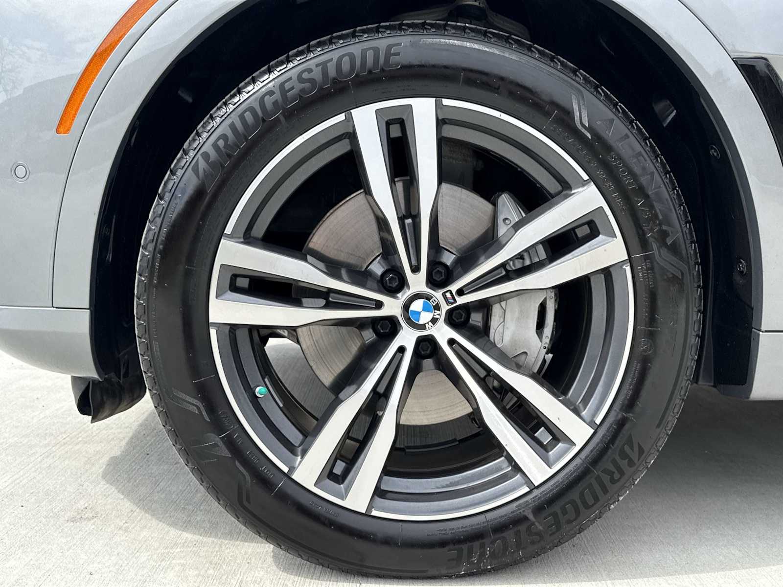 Thumbnail: 2024 BMW X7 - 14