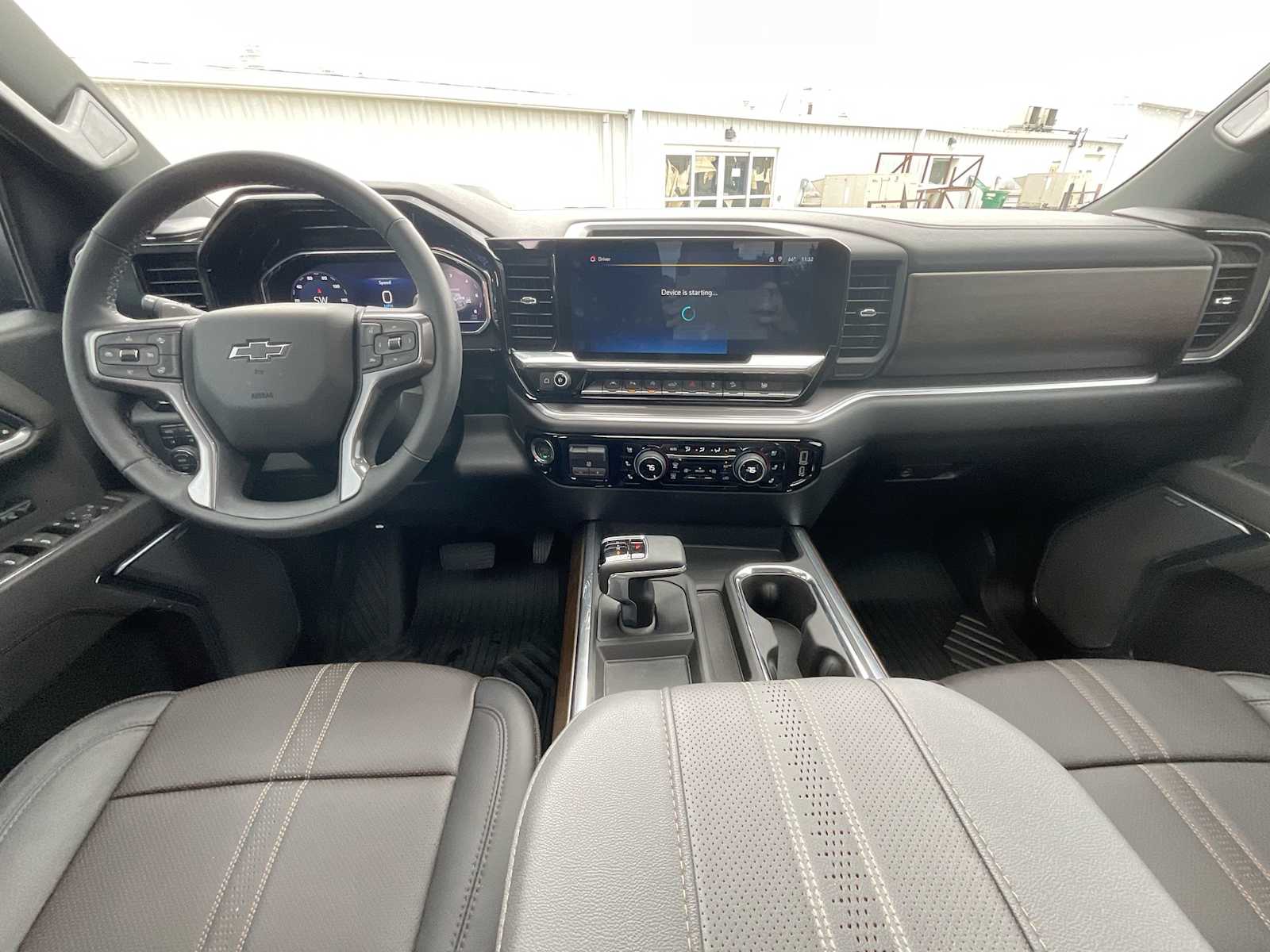 2025 Chevrolet Silverado 1500 High Country 16
