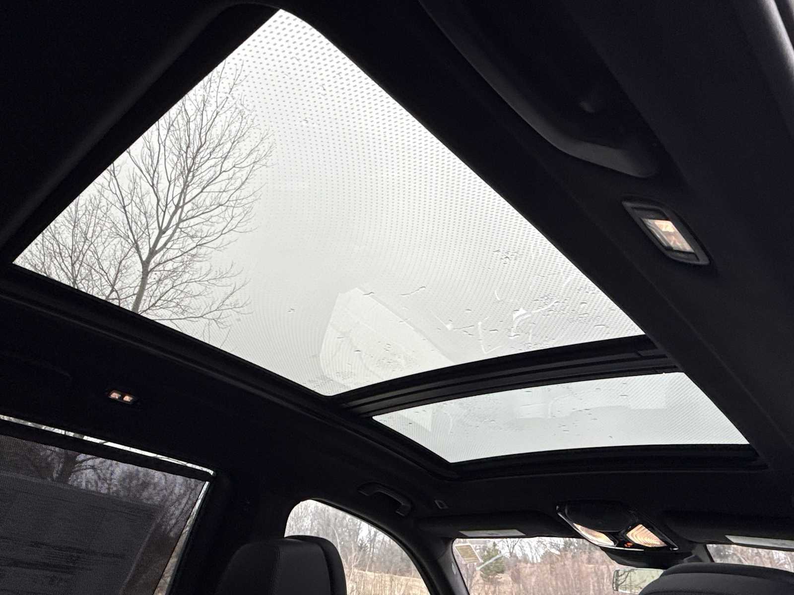 Thumbnail: 2026 BMW X7 - 23