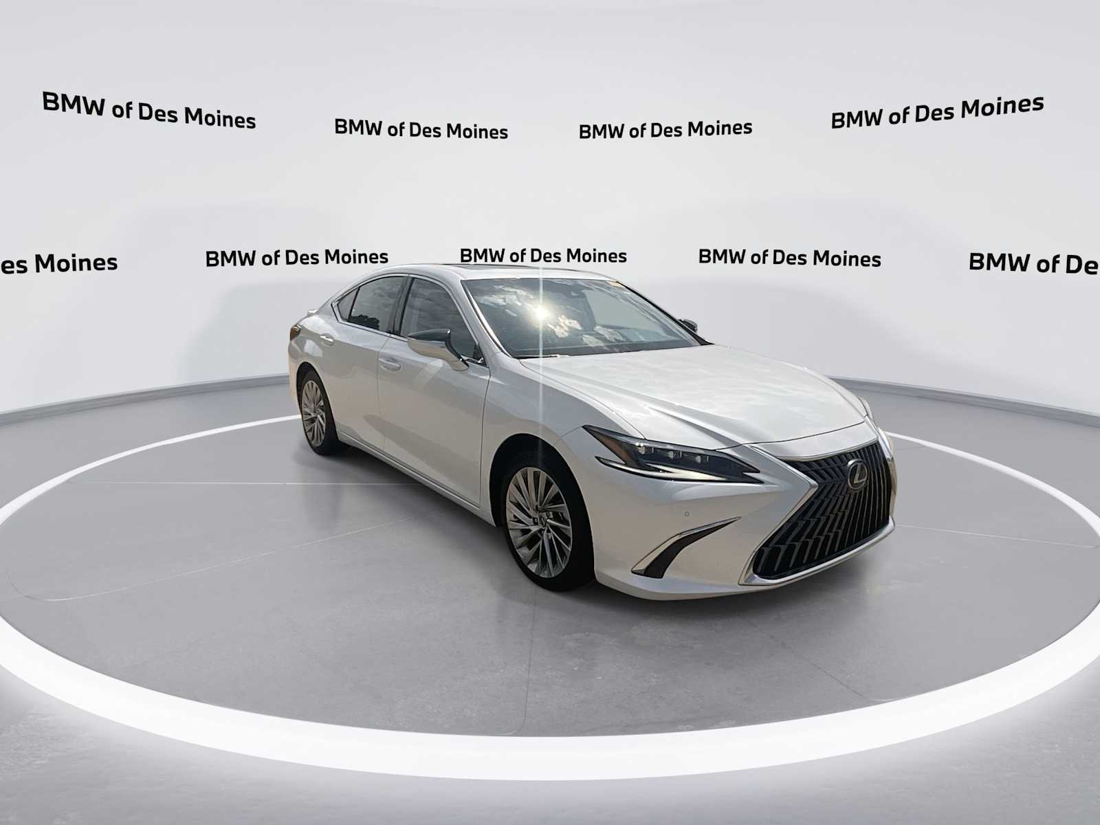 Thumbnail: 2023 Lexus ES - 1