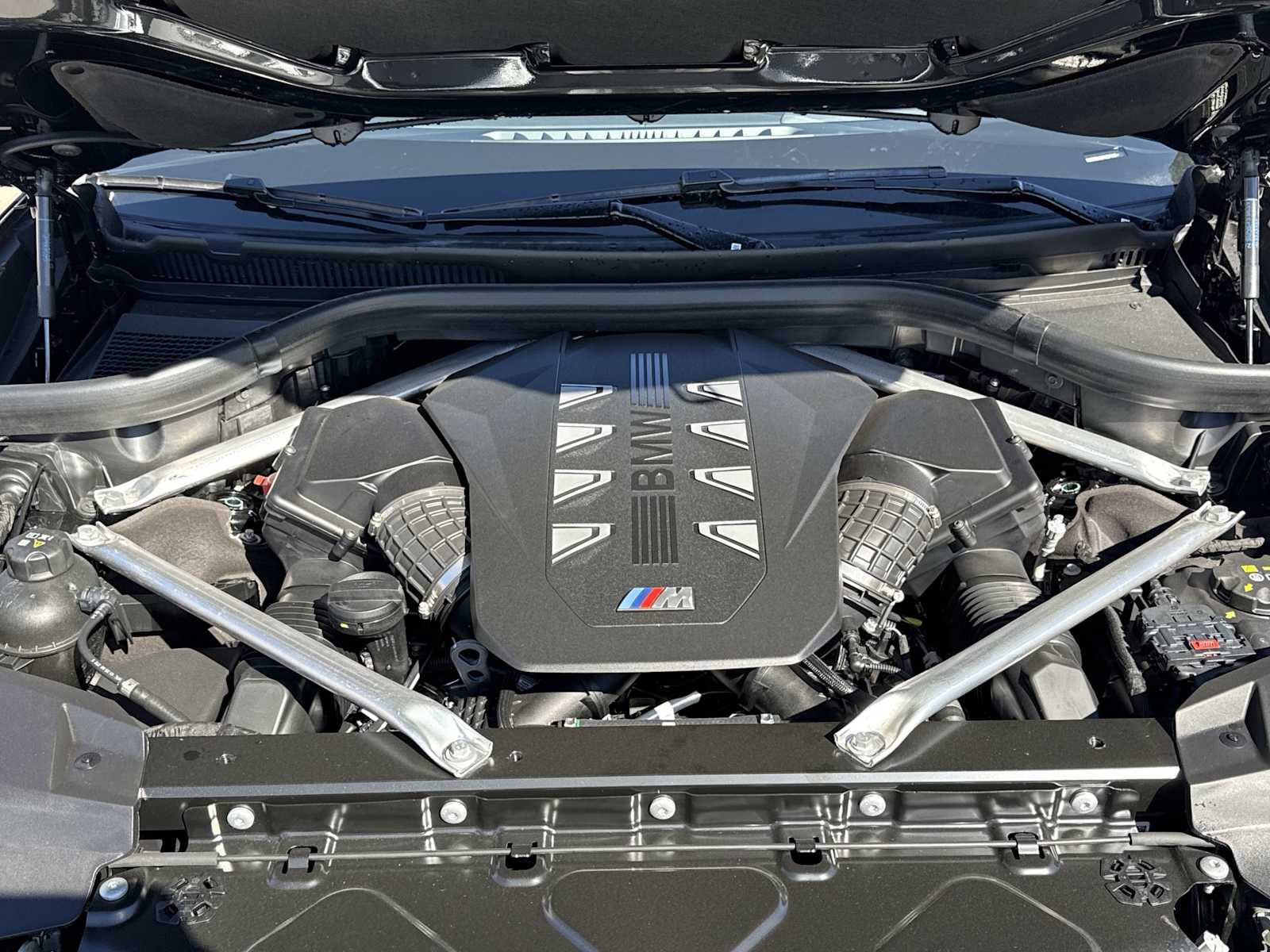 Thumbnail: 2026 BMW X7 - 15