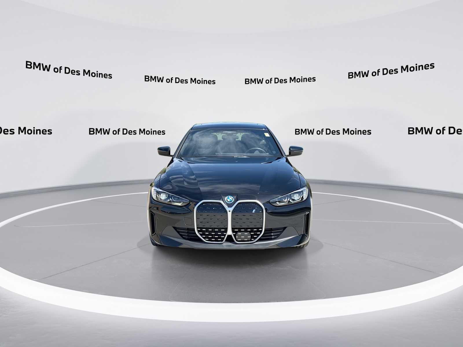 Thumbnail: 2023 BMW i4 - 3
