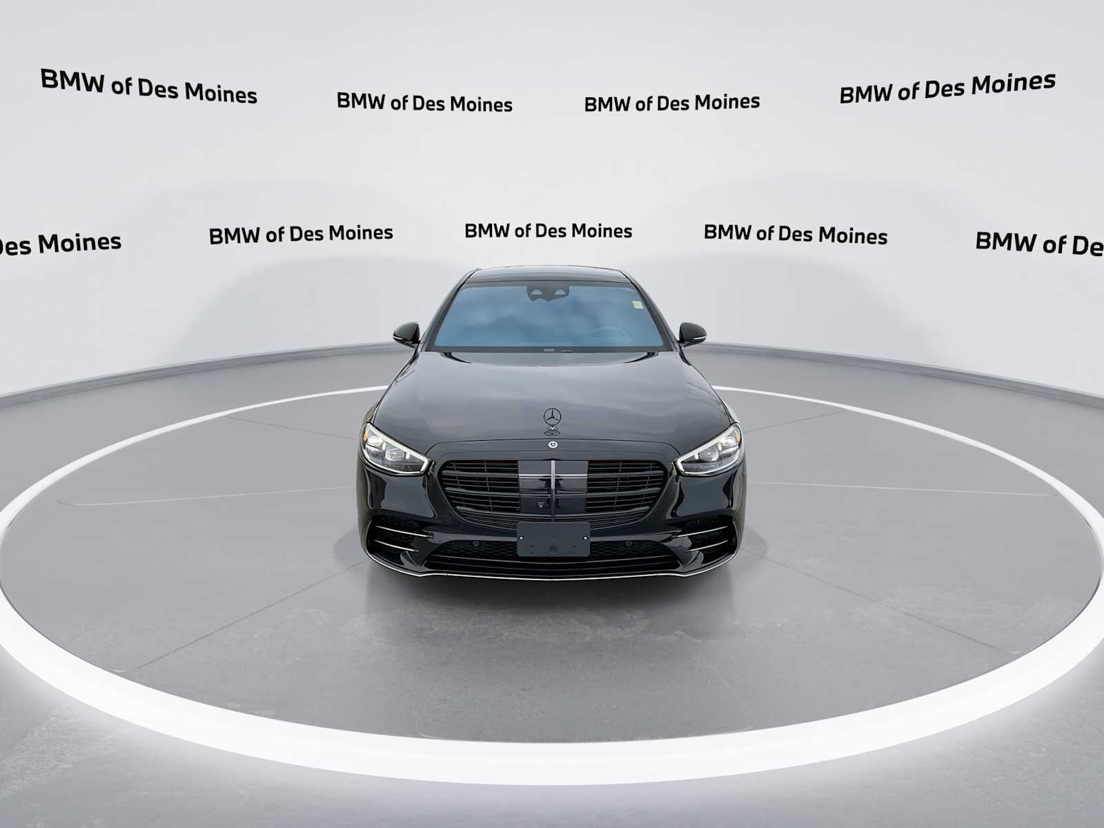 Thumbnail: 2023 Mercedes-Benz S-Class - 3