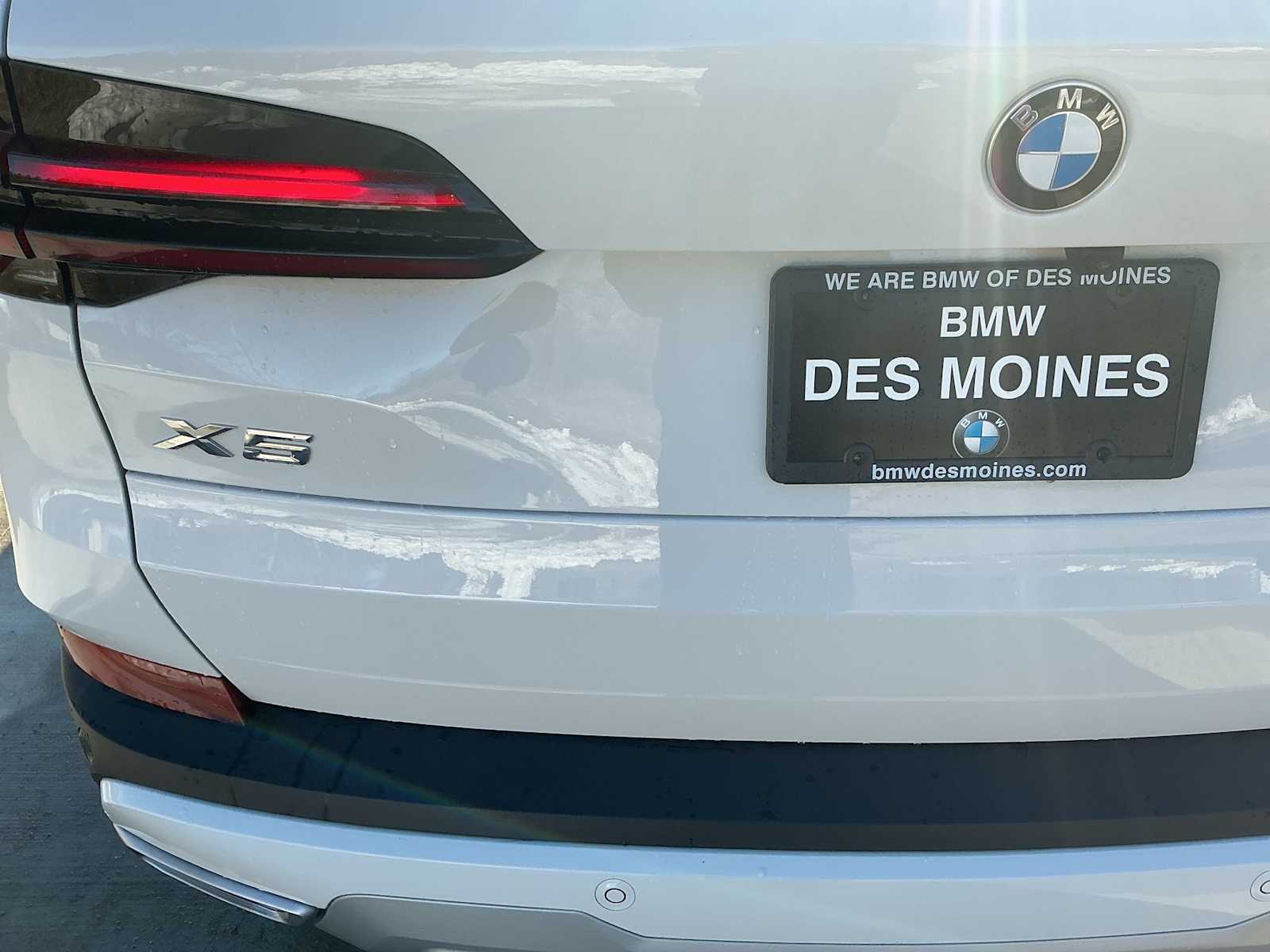 Thumbnail: 2024 BMW X5 - 16