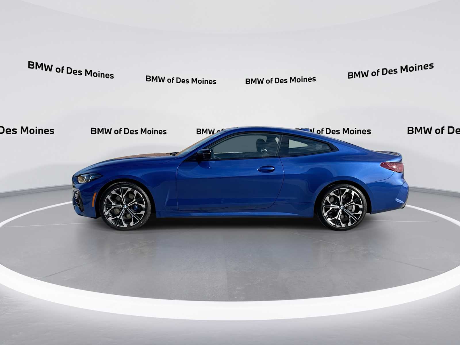 Thumbnail: 2026 BMW 4 Series - 5