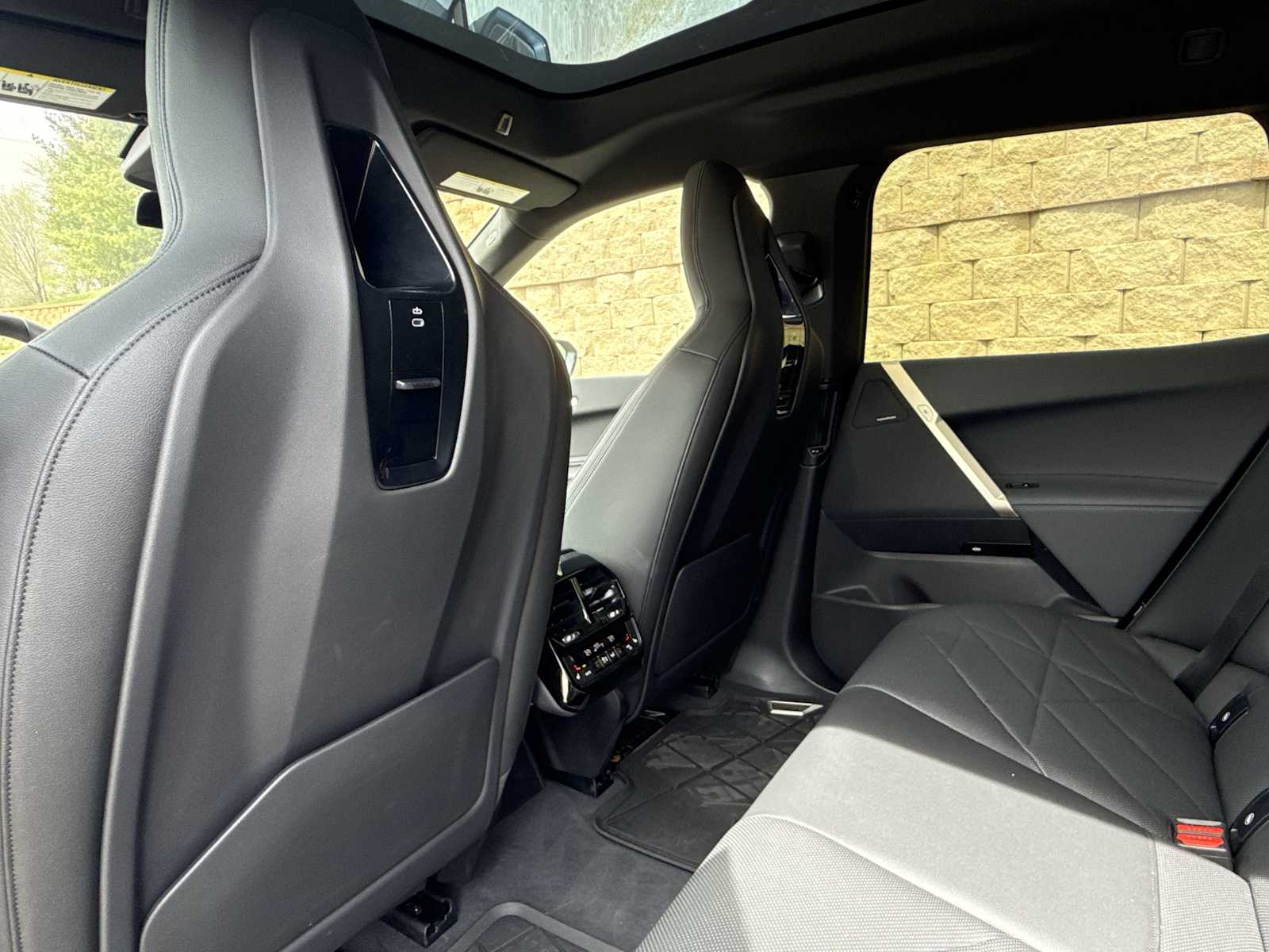 Thumbnail: 2026 BMW iX - 18