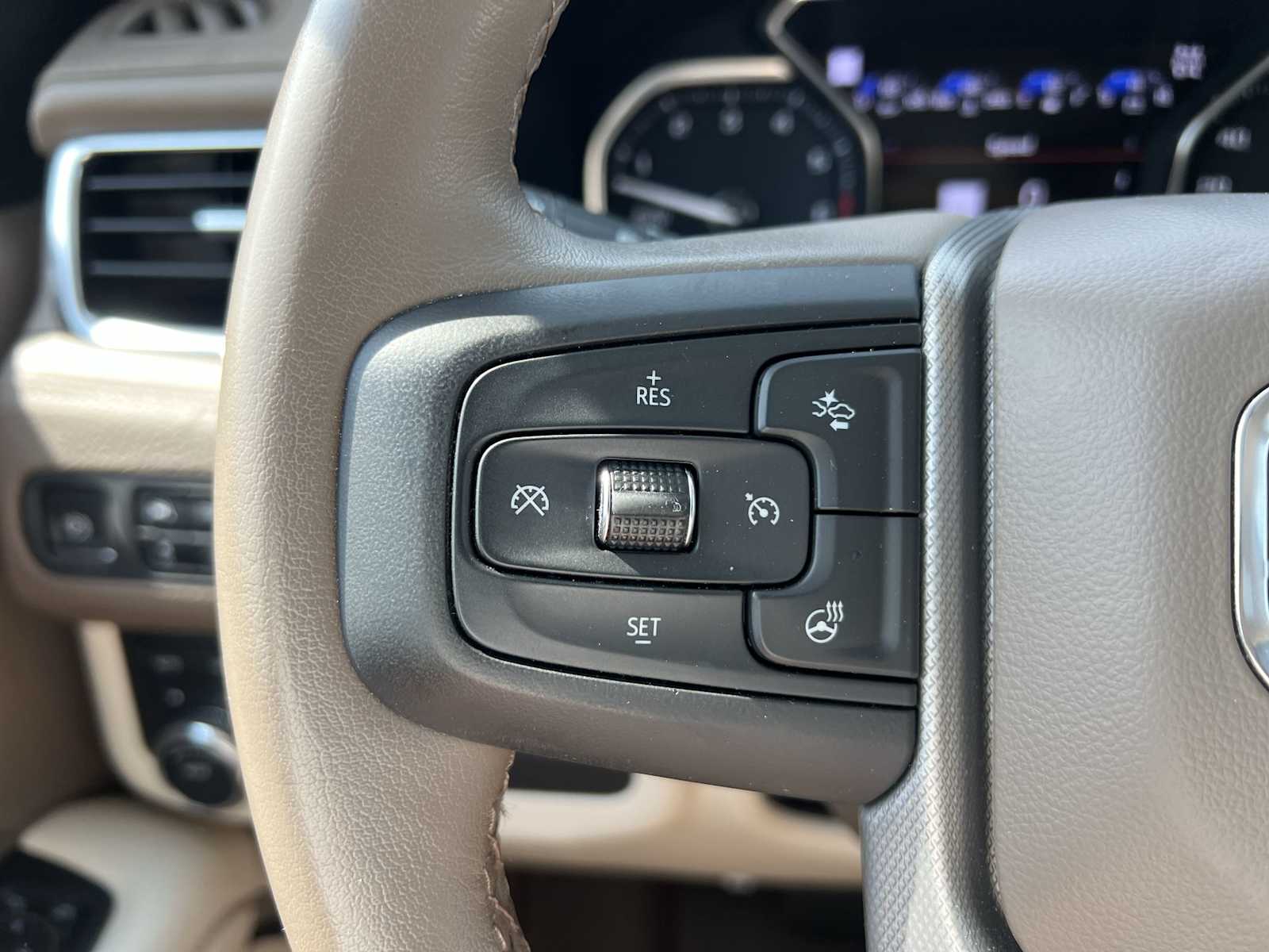 2021 GMC Yukon Denali 23