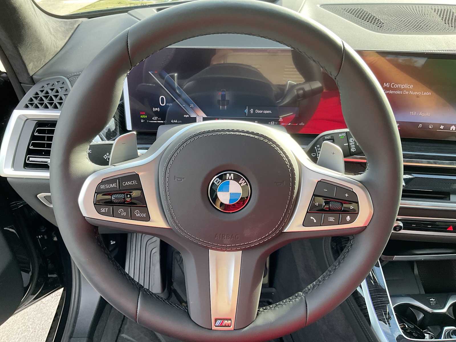 Thumbnail: 2026 BMW X7 - 25