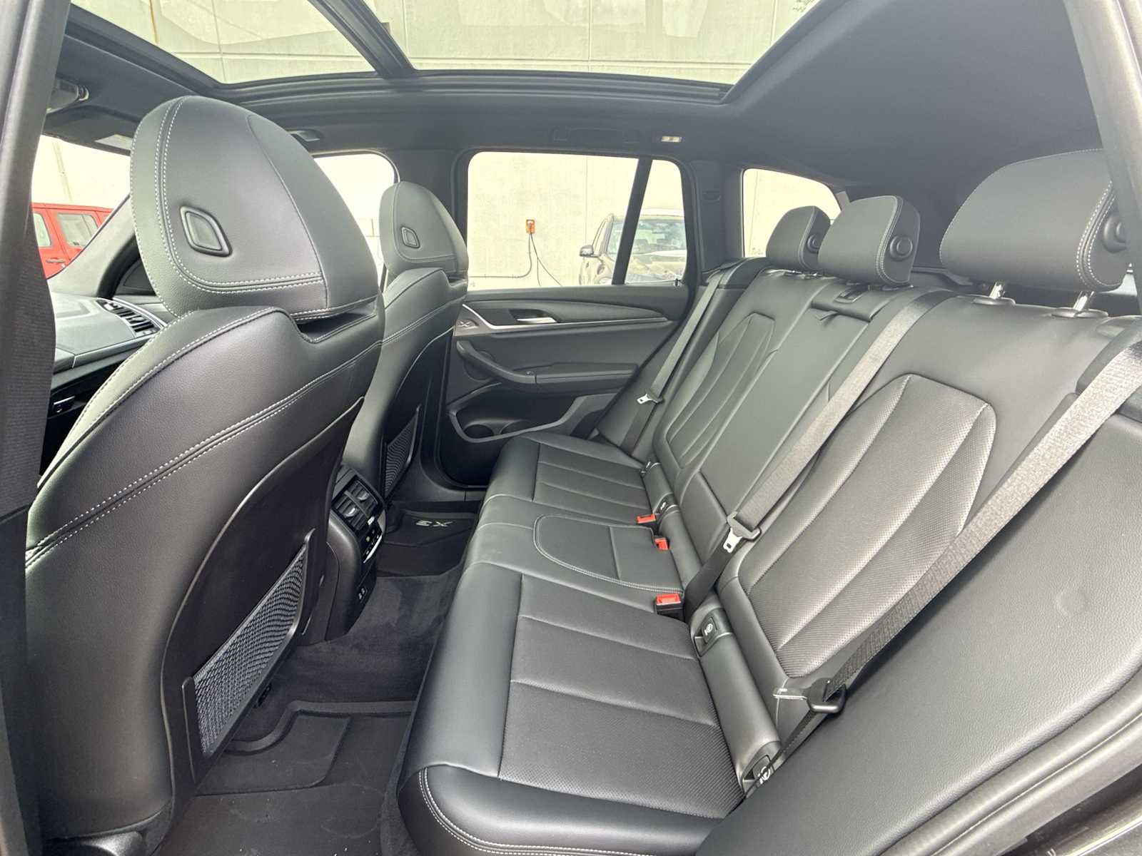 Thumbnail: 2023 BMW X3 - 21