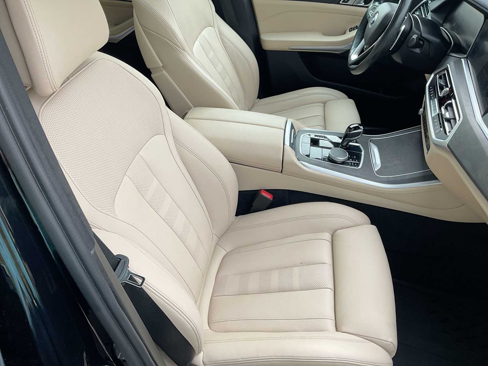 Thumbnail: 2022 BMW X5 - 23