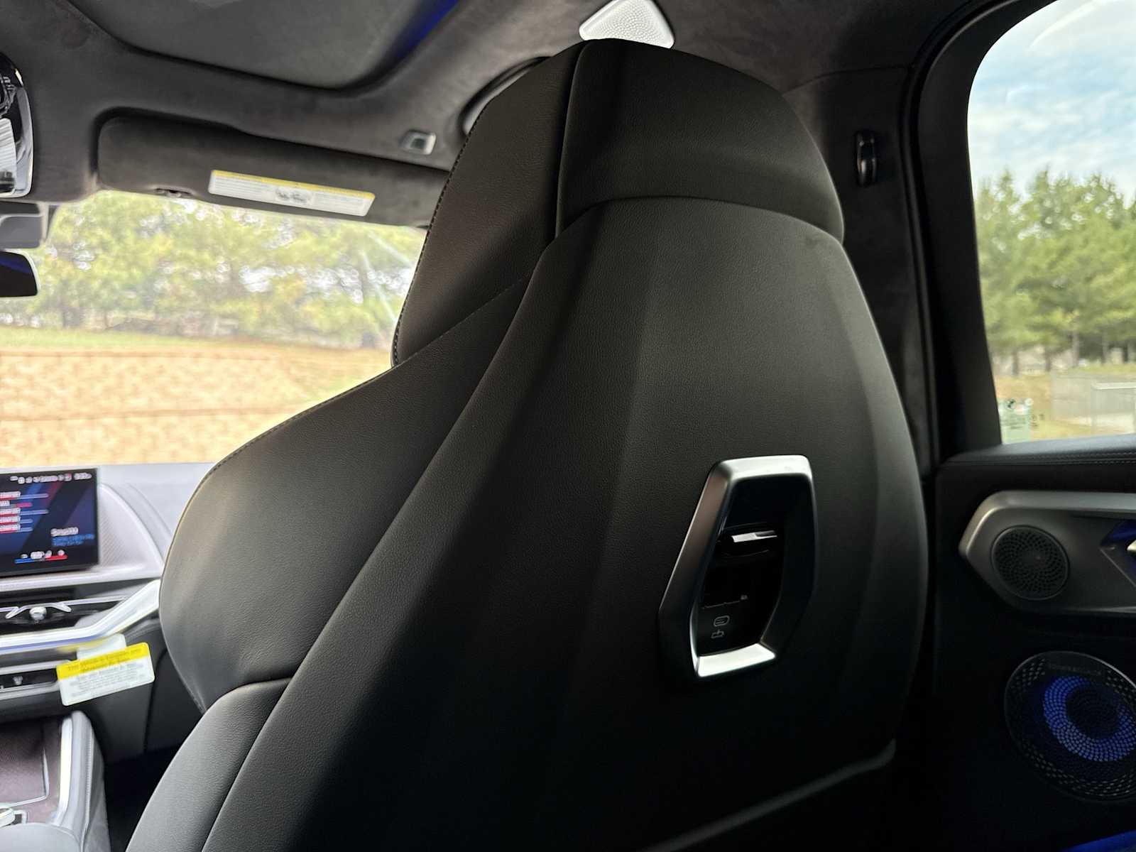 Thumbnail: 2026 BMW XM - 43