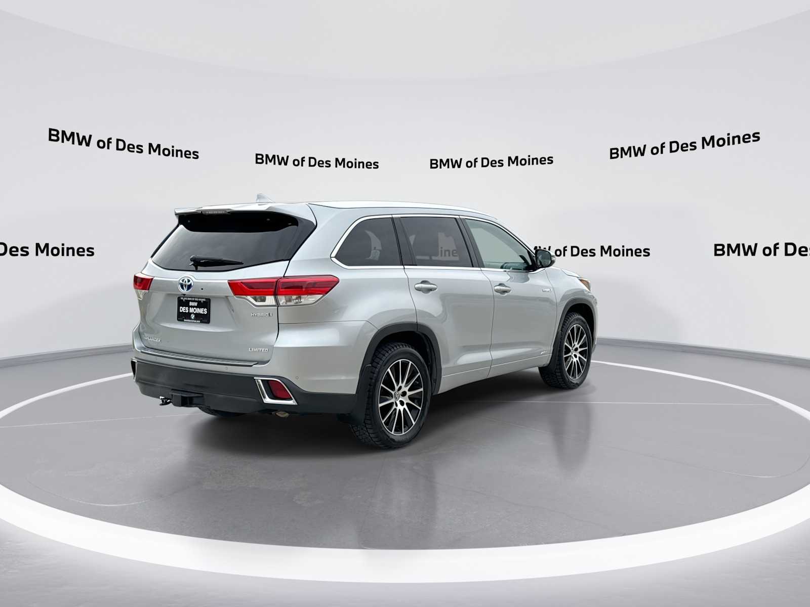 Thumbnail: 2018 Toyota Highlander - 8
