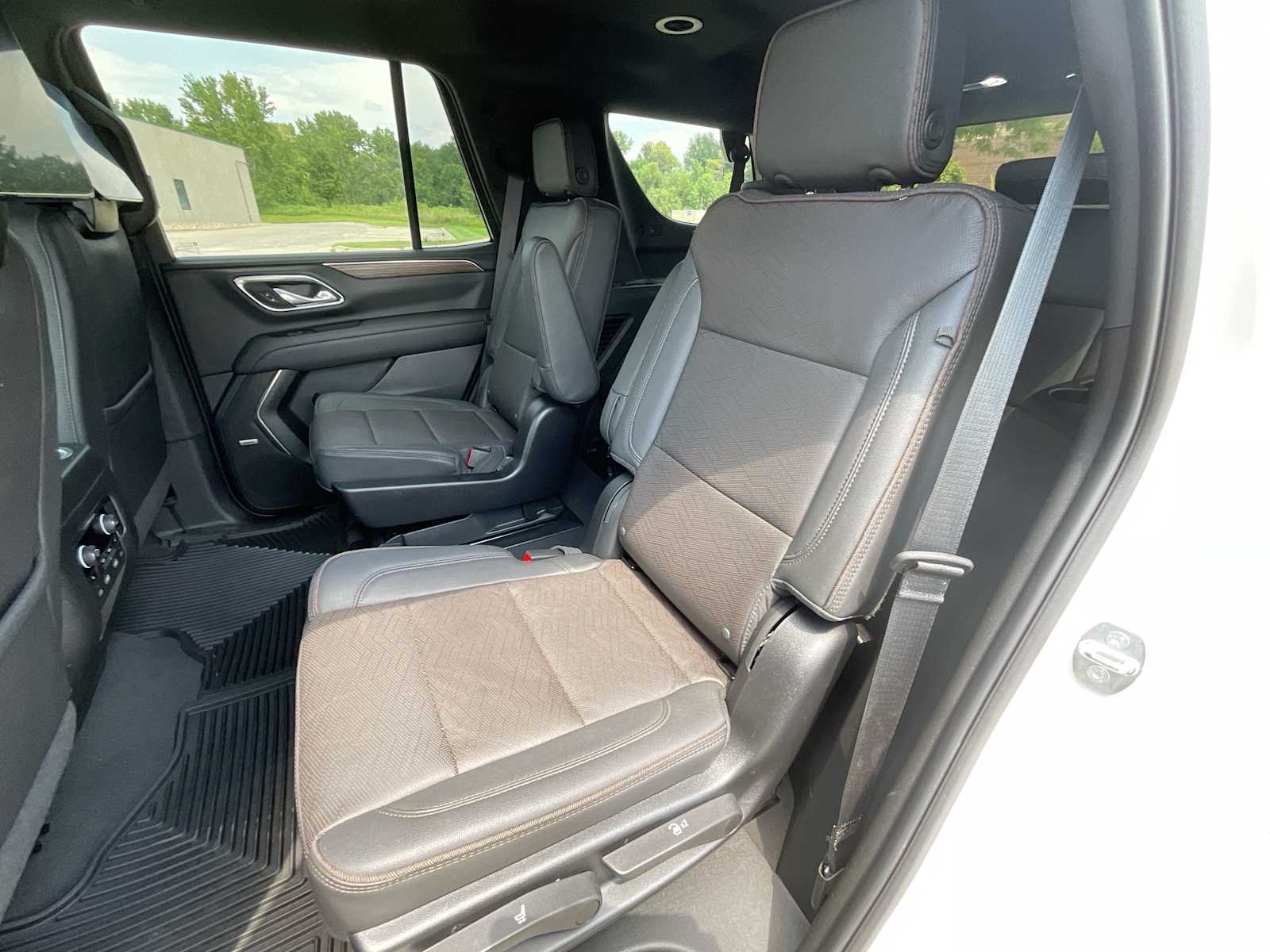 Thumbnail: 2024 Chevrolet Tahoe - 19