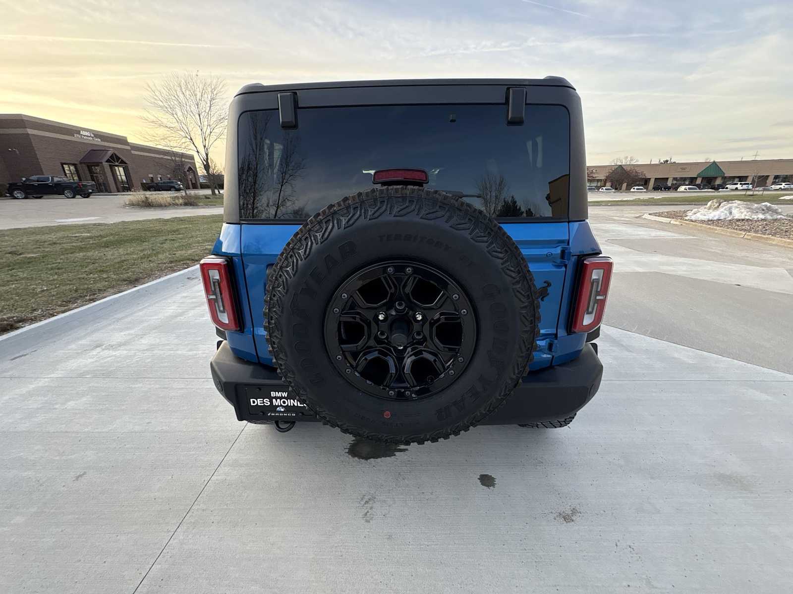 Thumbnail: 2023 Ford Bronco - 11