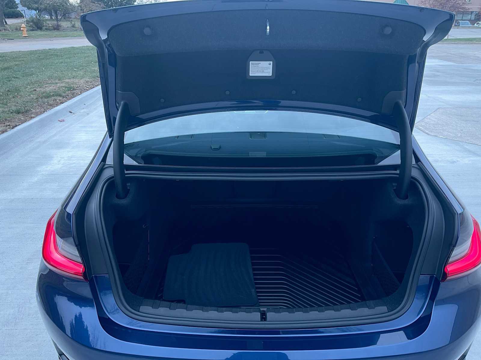 Thumbnail: 2020 BMW 3 Series - 38