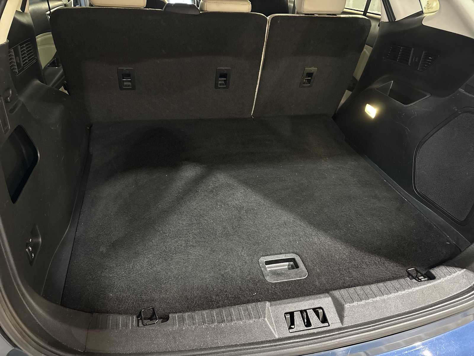 Thumbnail: 2016 Ford Edge - 31