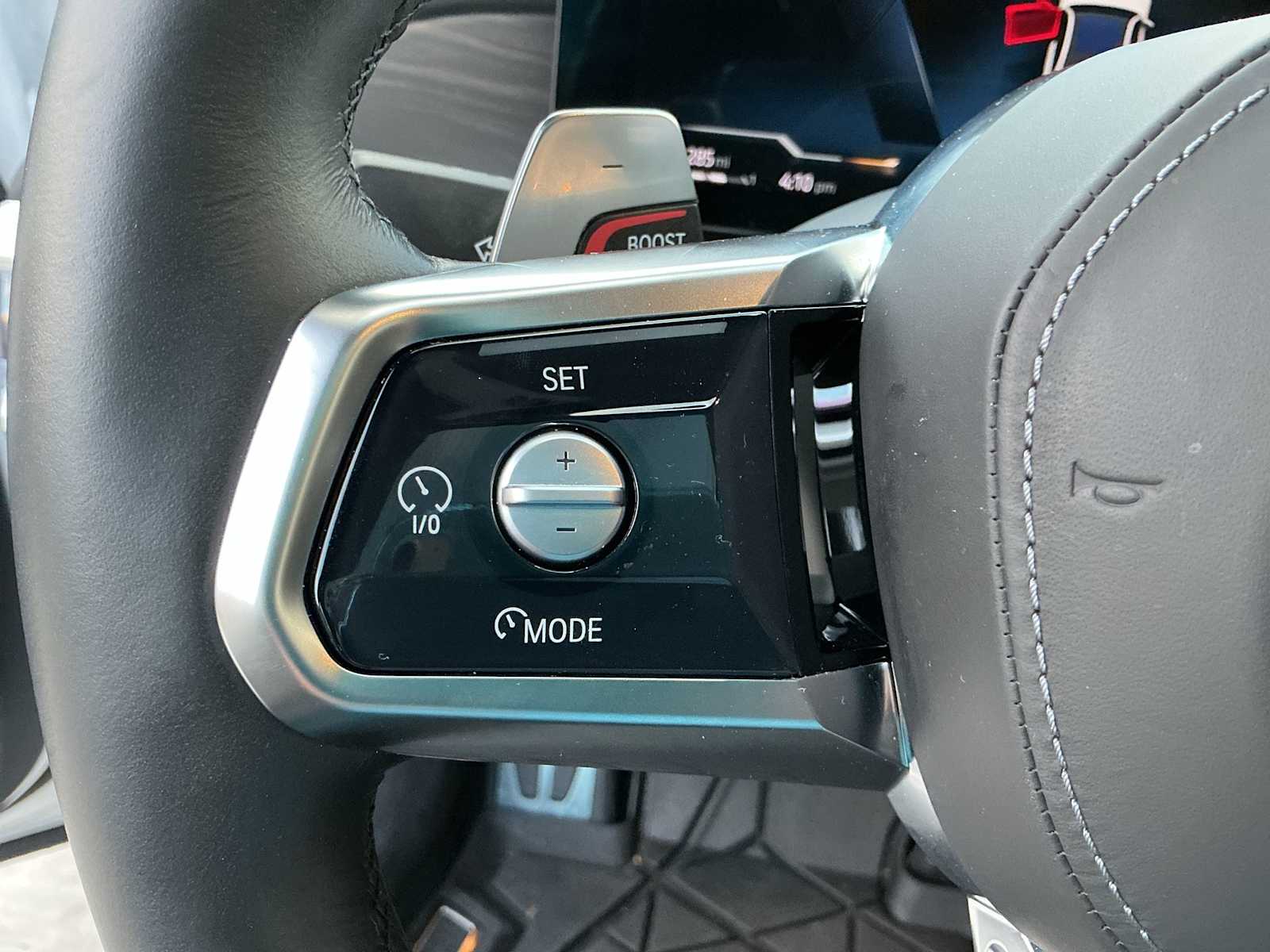 Thumbnail: 2024 BMW 7 Series - 24