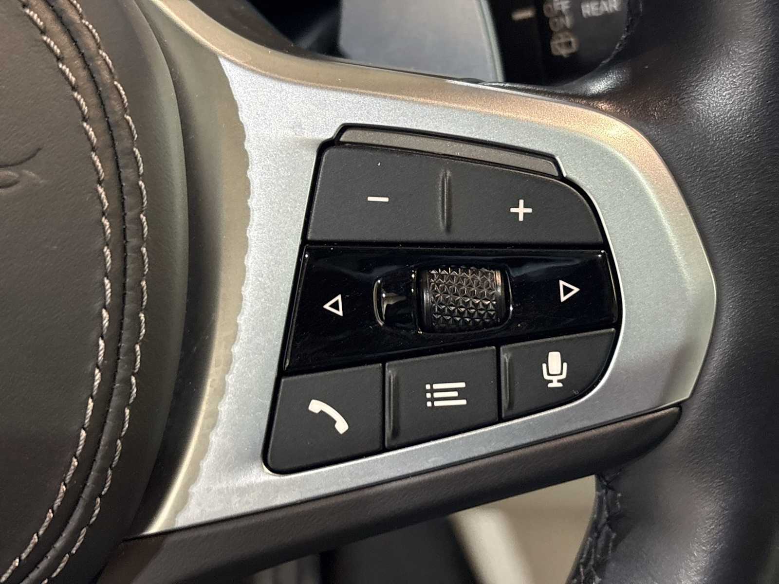 Thumbnail: 2021 BMW X5 - 15