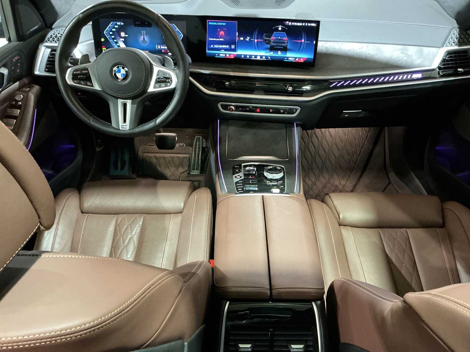 Thumbnail: 2025 BMW X7 - 16