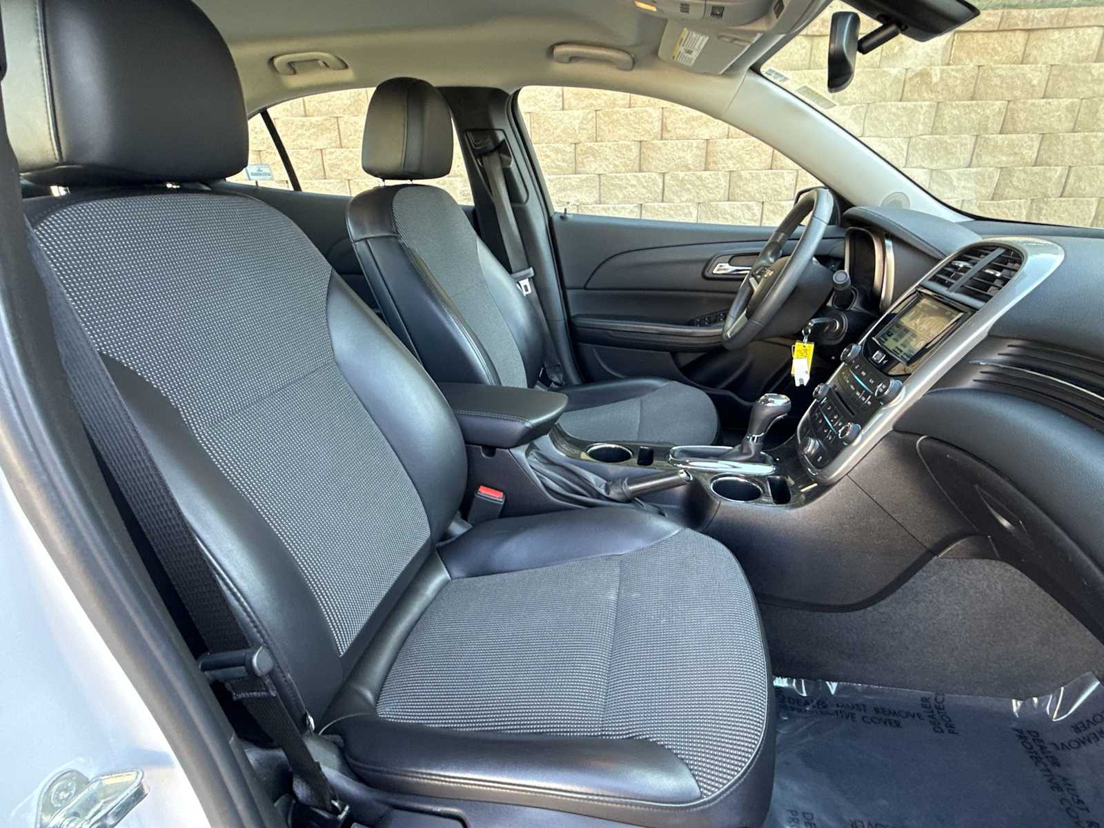 Thumbnail: 2015 Chevrolet Malibu - 22