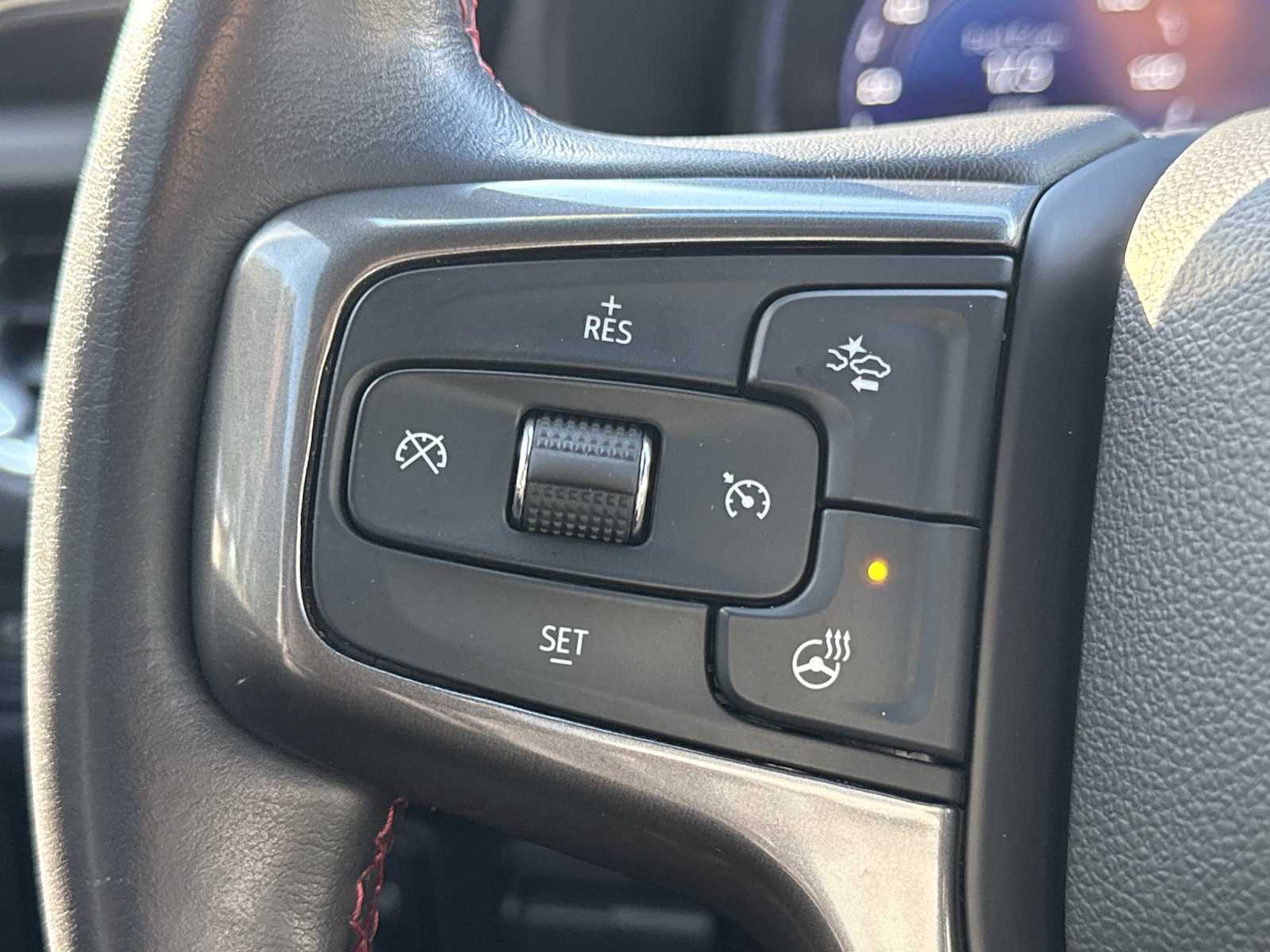 Thumbnail: 2022 Chevrolet Tahoe - 24