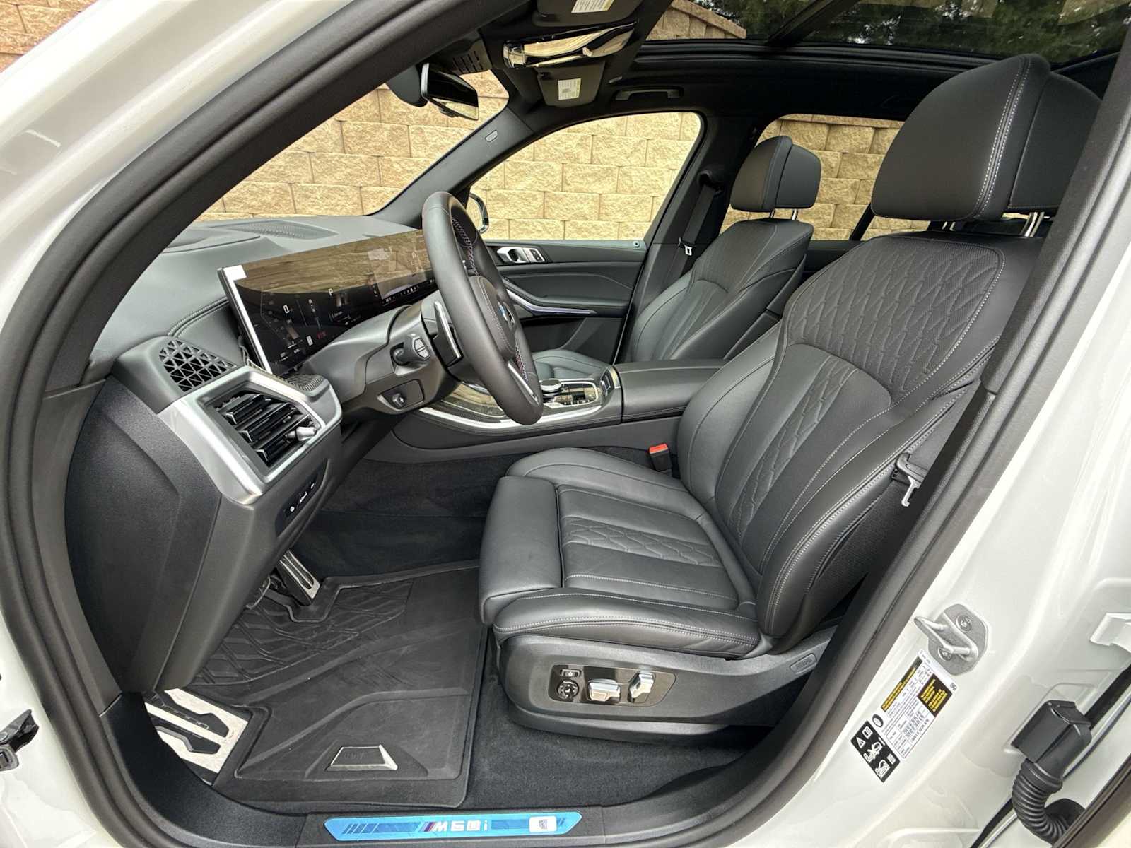 Thumbnail: 2025 BMW X5 - 10