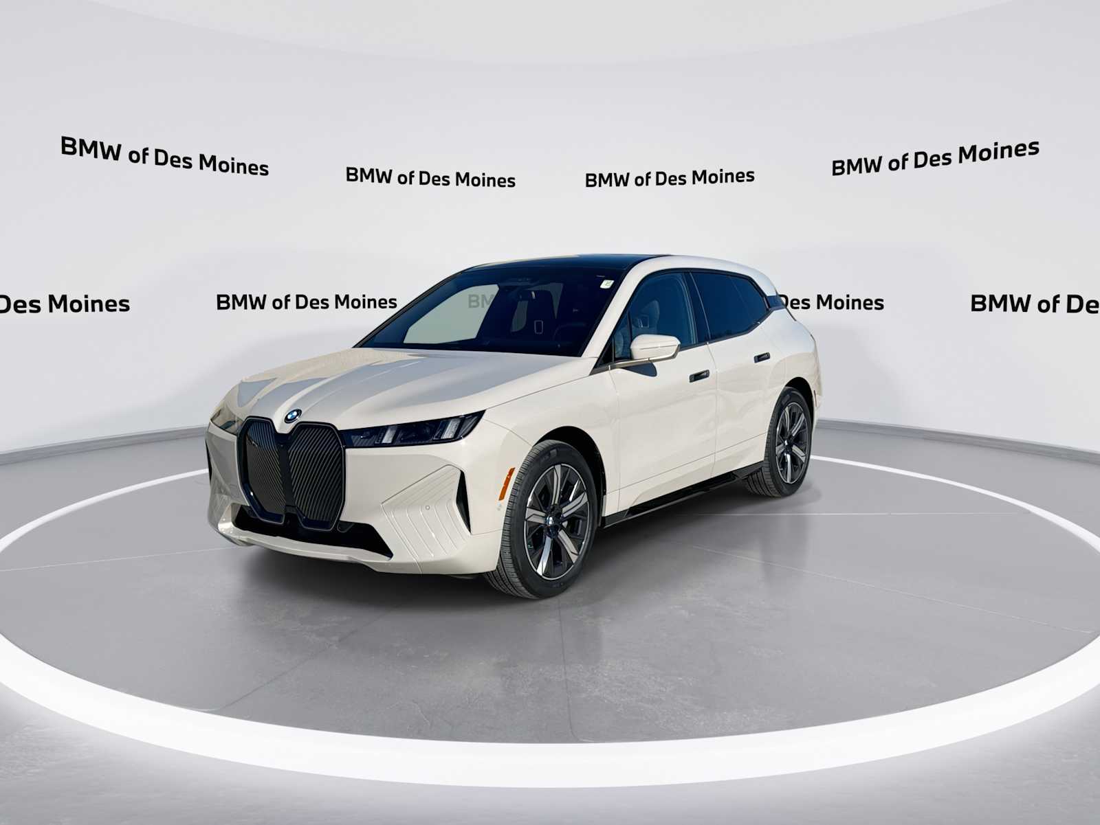 Thumbnail: 2026 BMW iX - 4