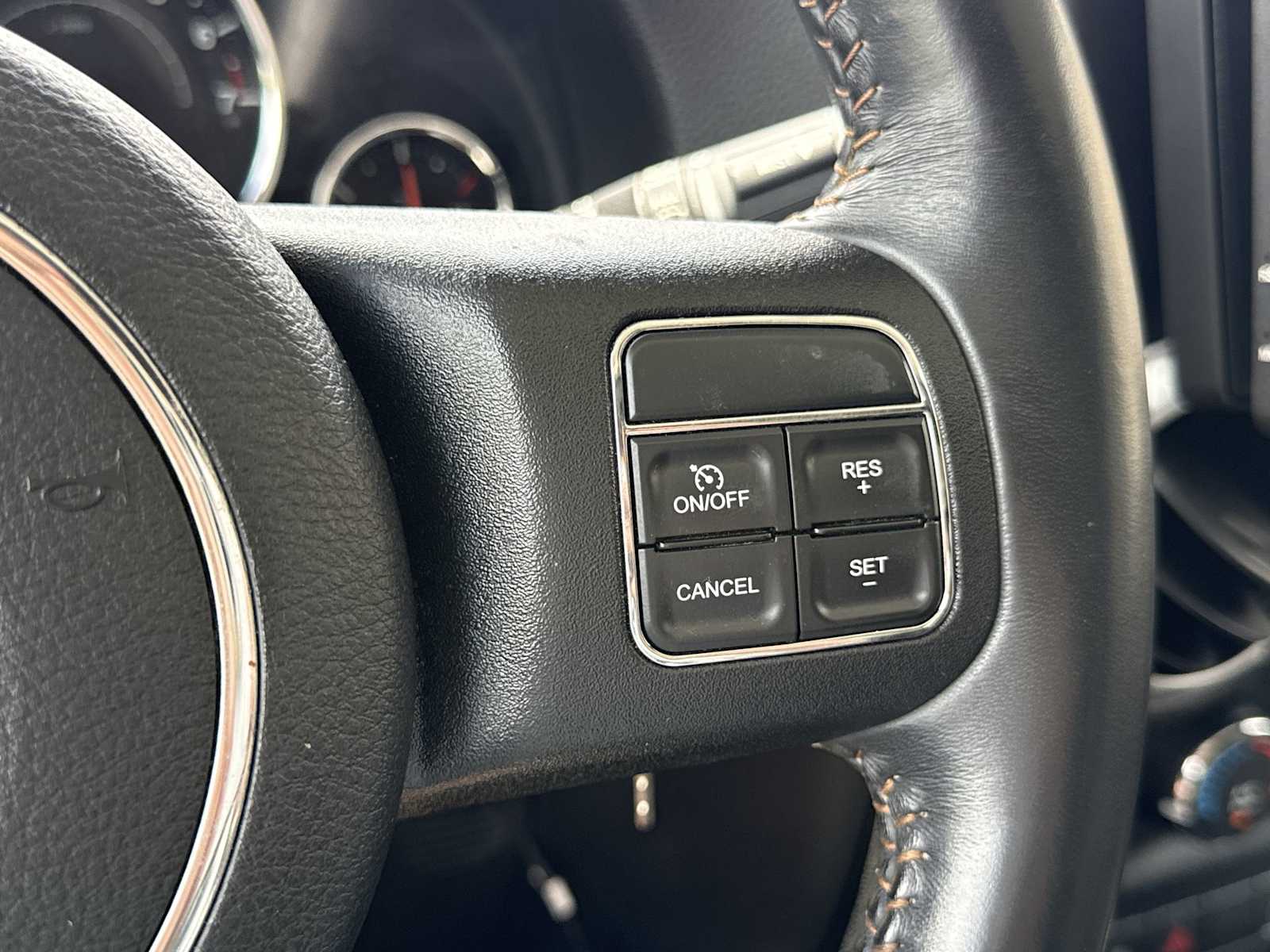 Thumbnail: 2016 Jeep Wrangler - 28