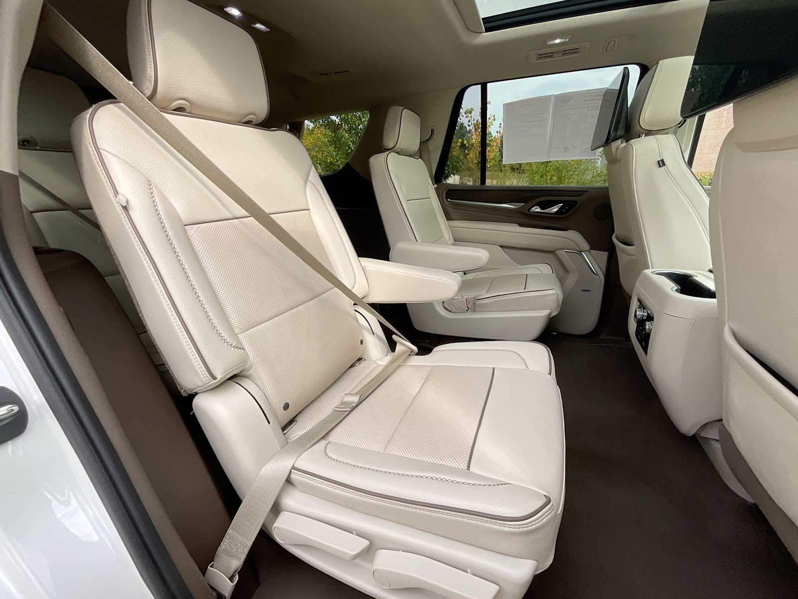 Thumbnail: 2021 GMC Yukon - 22