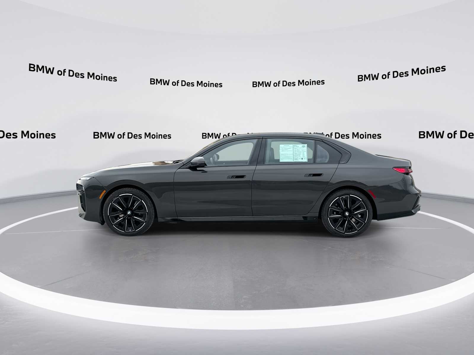 Thumbnail: 2024 BMW 7 Series - 5