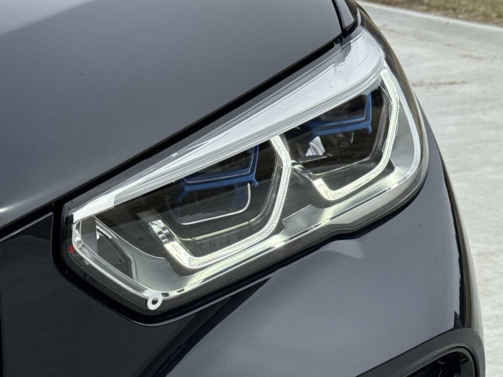 Thumbnail: 2023 BMW X5 - 11