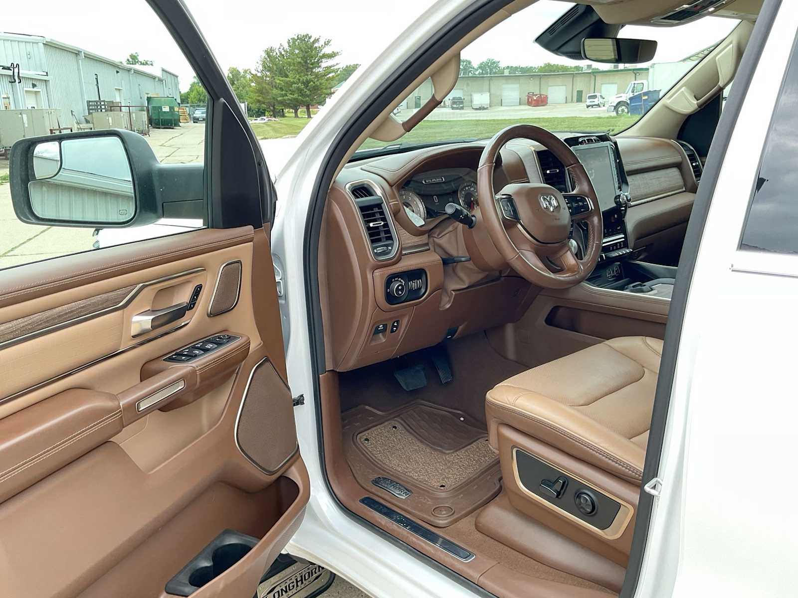 Thumbnail: 2019 RAM 1500 - 10