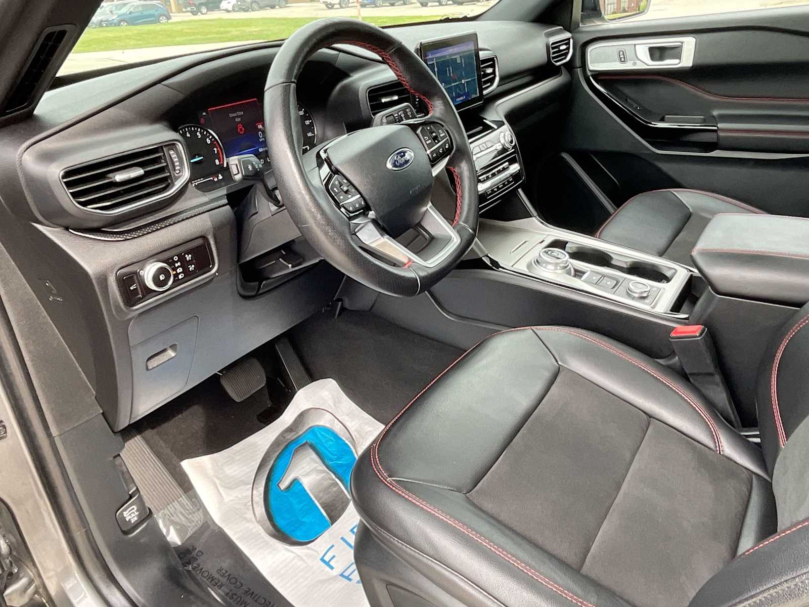 Thumbnail: 2023 Ford Explorer - 10