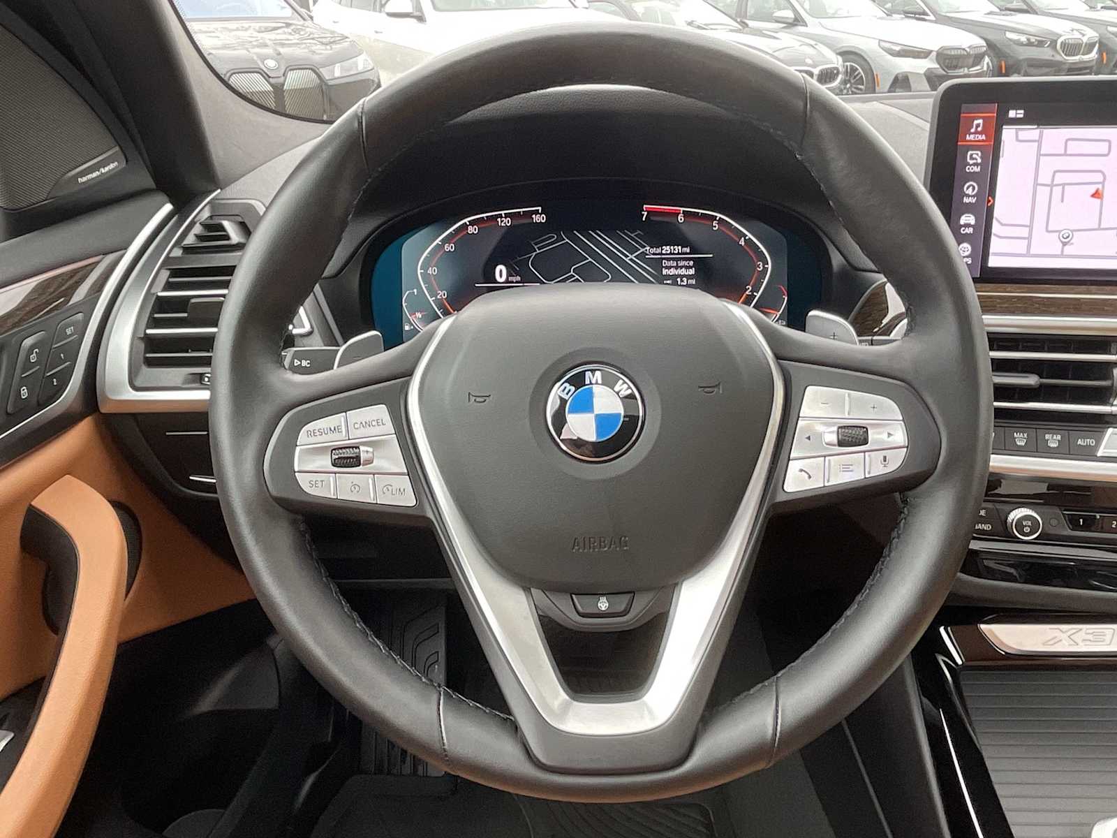 Thumbnail: 2023 BMW X3 - 24