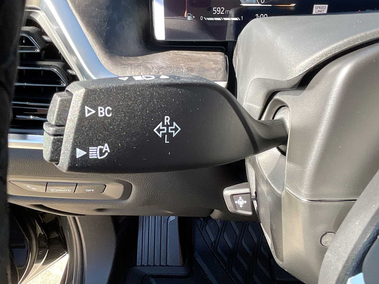 Thumbnail: 2026 BMW X5 - 28